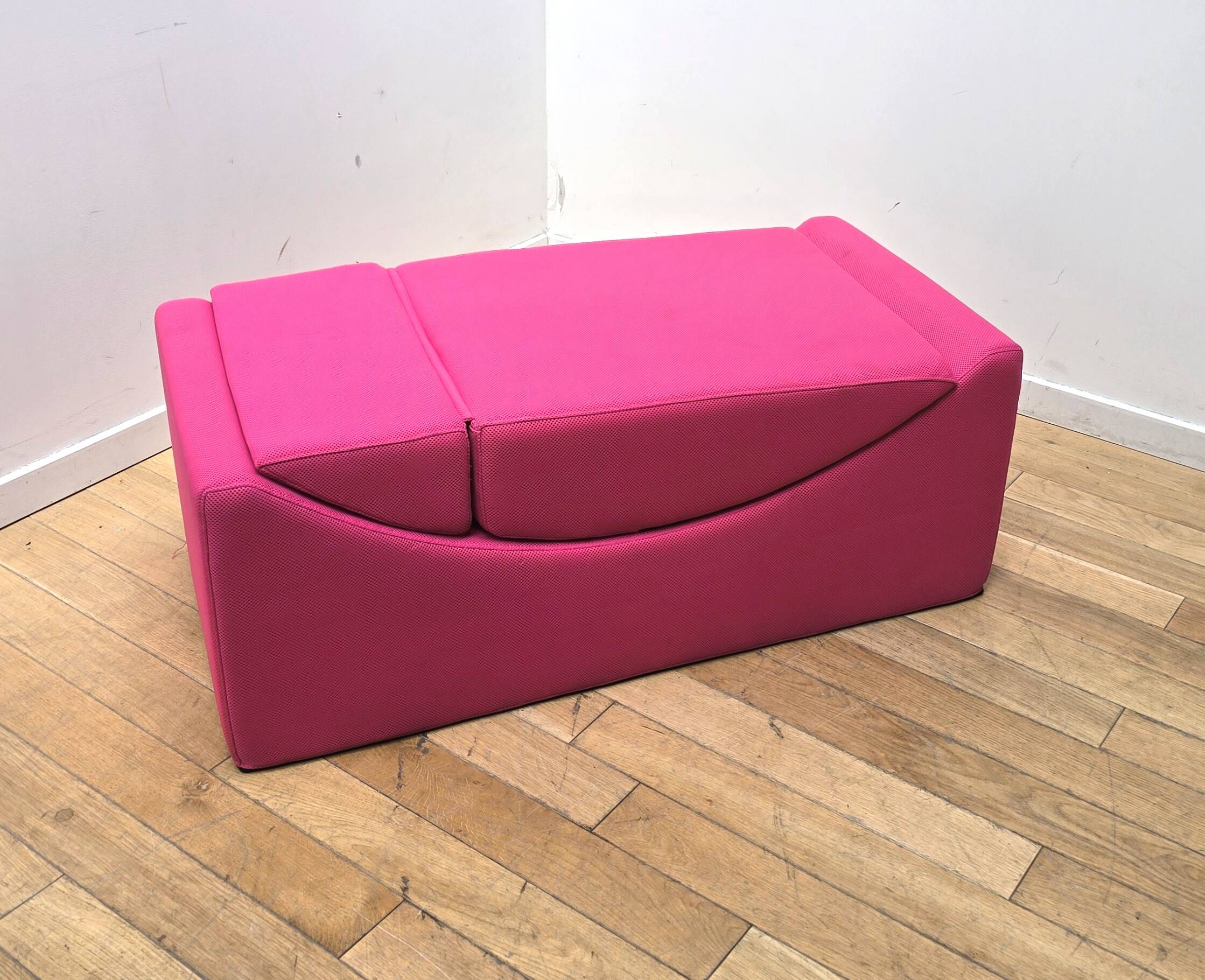 Lina modular armchair