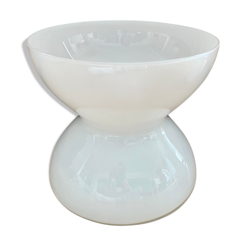 Vase diabolo en verre blanc Anne Nilsson pour Ikea Selency