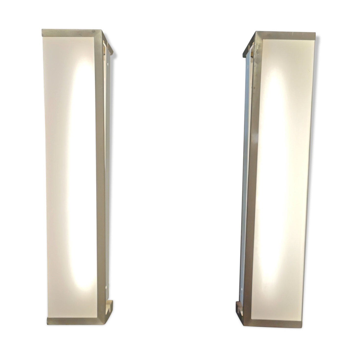 Pair of vintage Perzel angle wall light