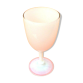Verre sur pied en opaline rose et blanche