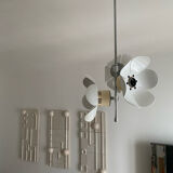 Vintage 1970 flower suspension