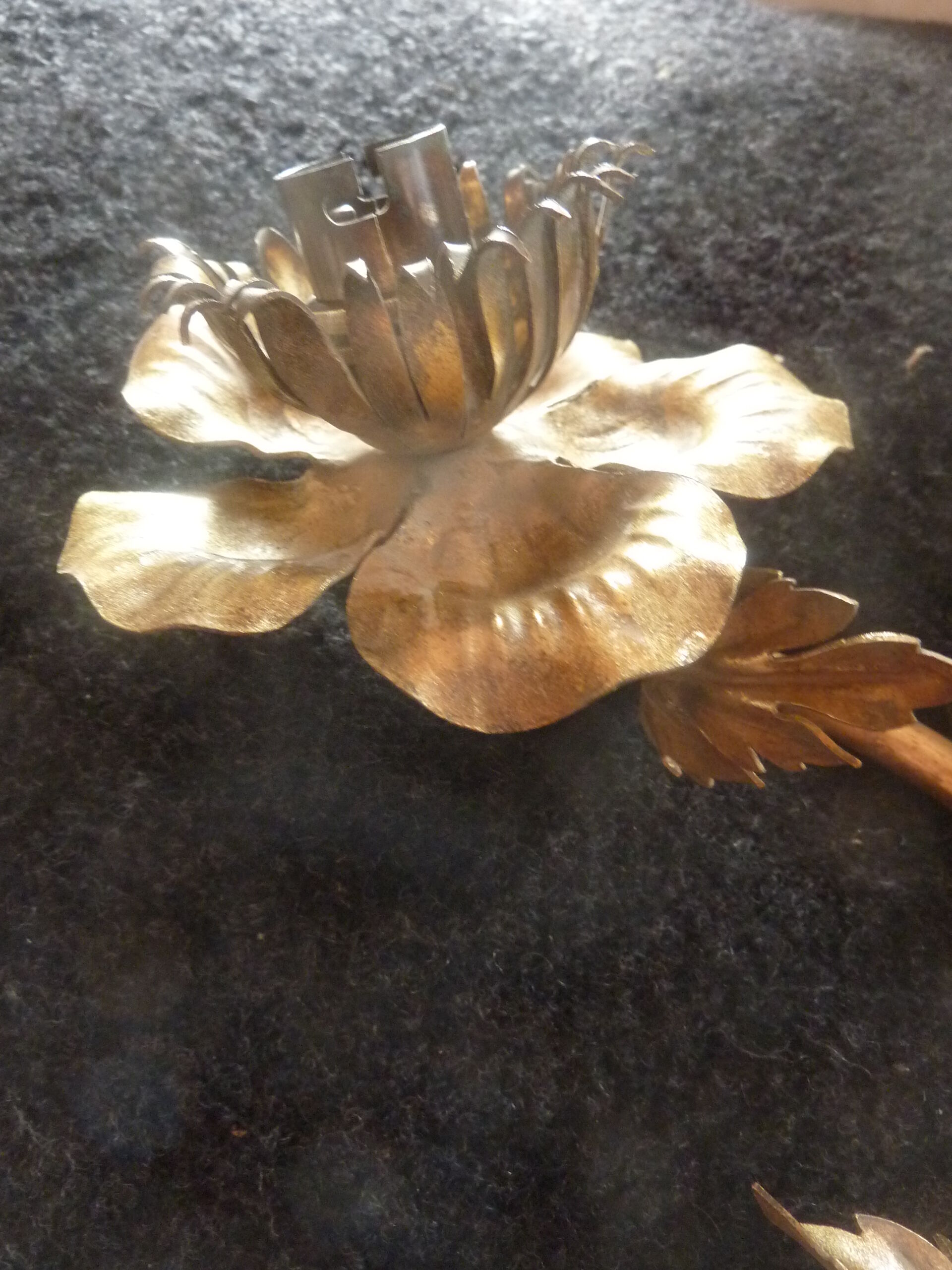 Orer brass flower sconce