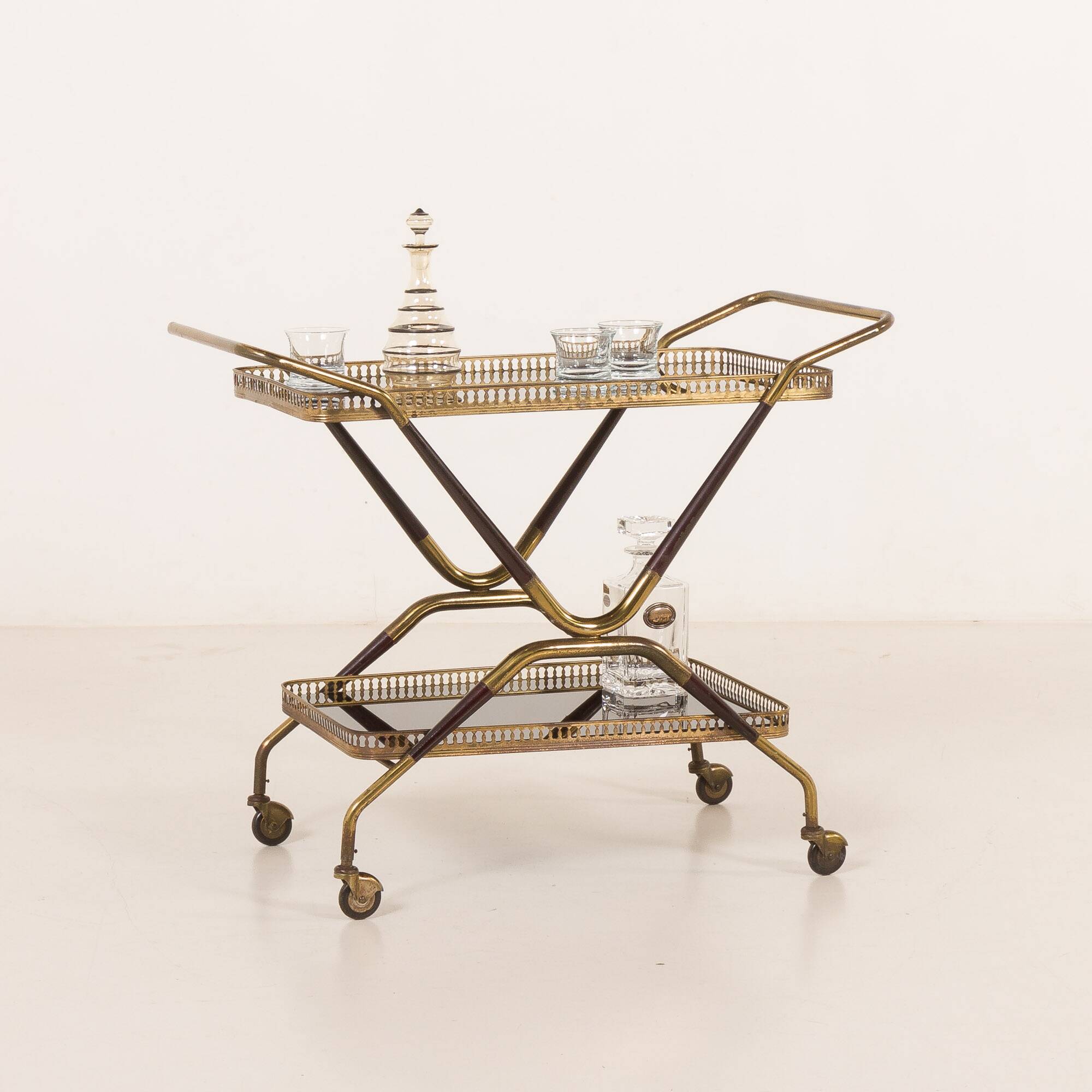Italian mid century brass bar cart, serving trolley, 1960s