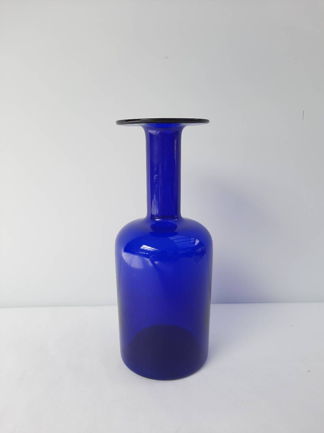 "Gul" vase by Otto Brauer