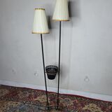 Lampadaire porte revue en fer forgé vintage