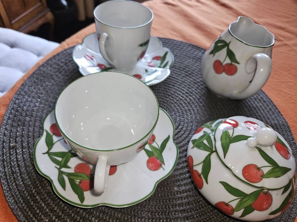 Tea/Coffee service porcelain manufacture Royal Limoges