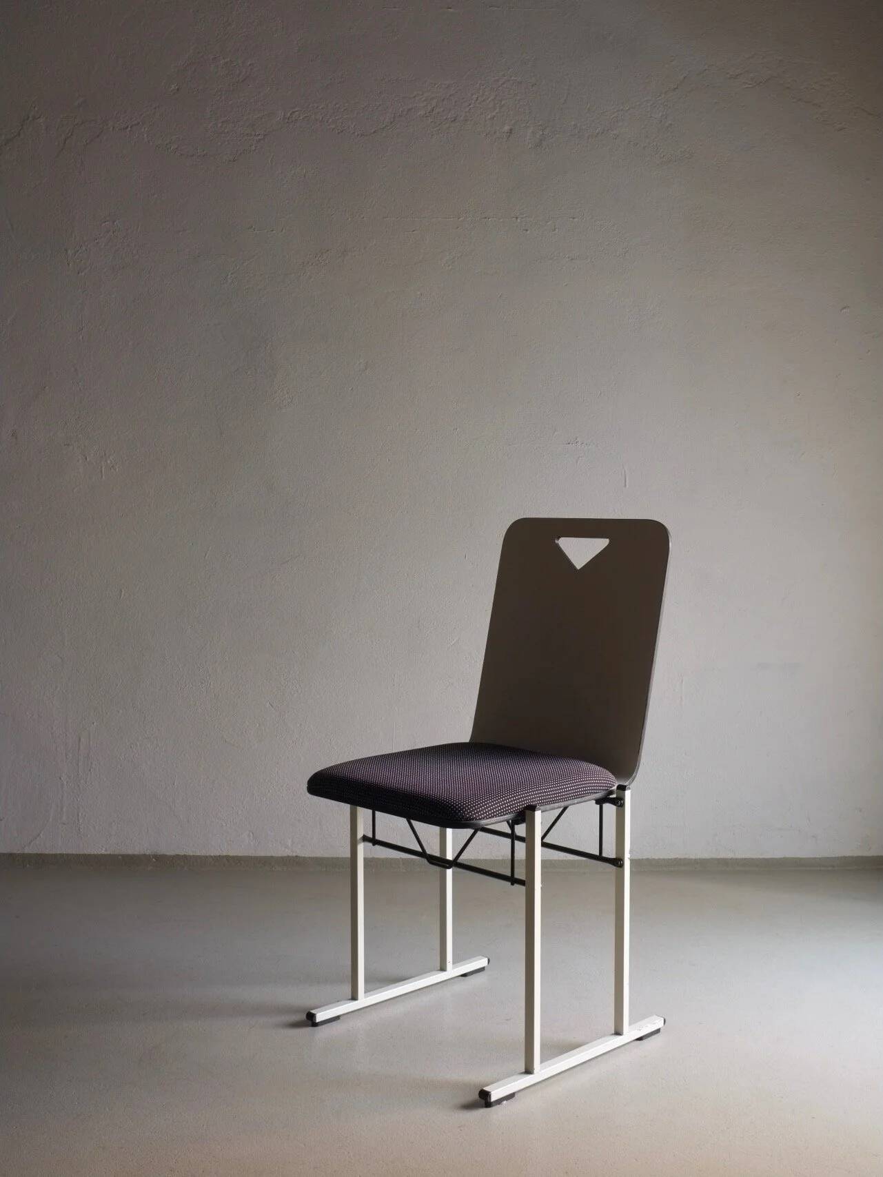 4 chaises en métal blanc par Yrjö Kukkapuro pour Avarte, Finlande, années 1980