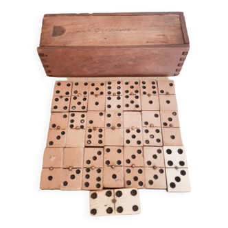 Jeu de dominos ancien en bois