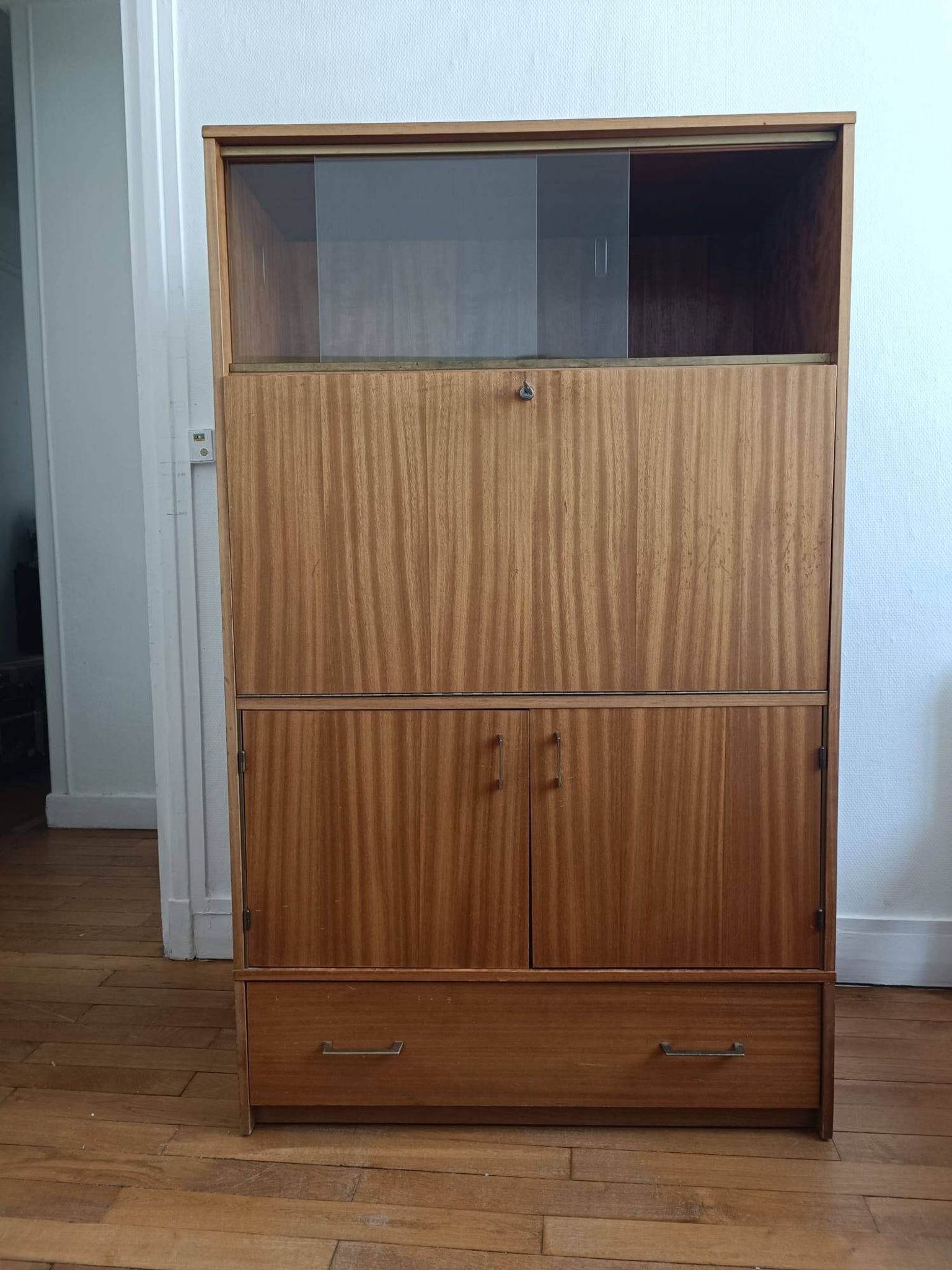 Brissac secretary in satin mahogany – French design from the 1960s.