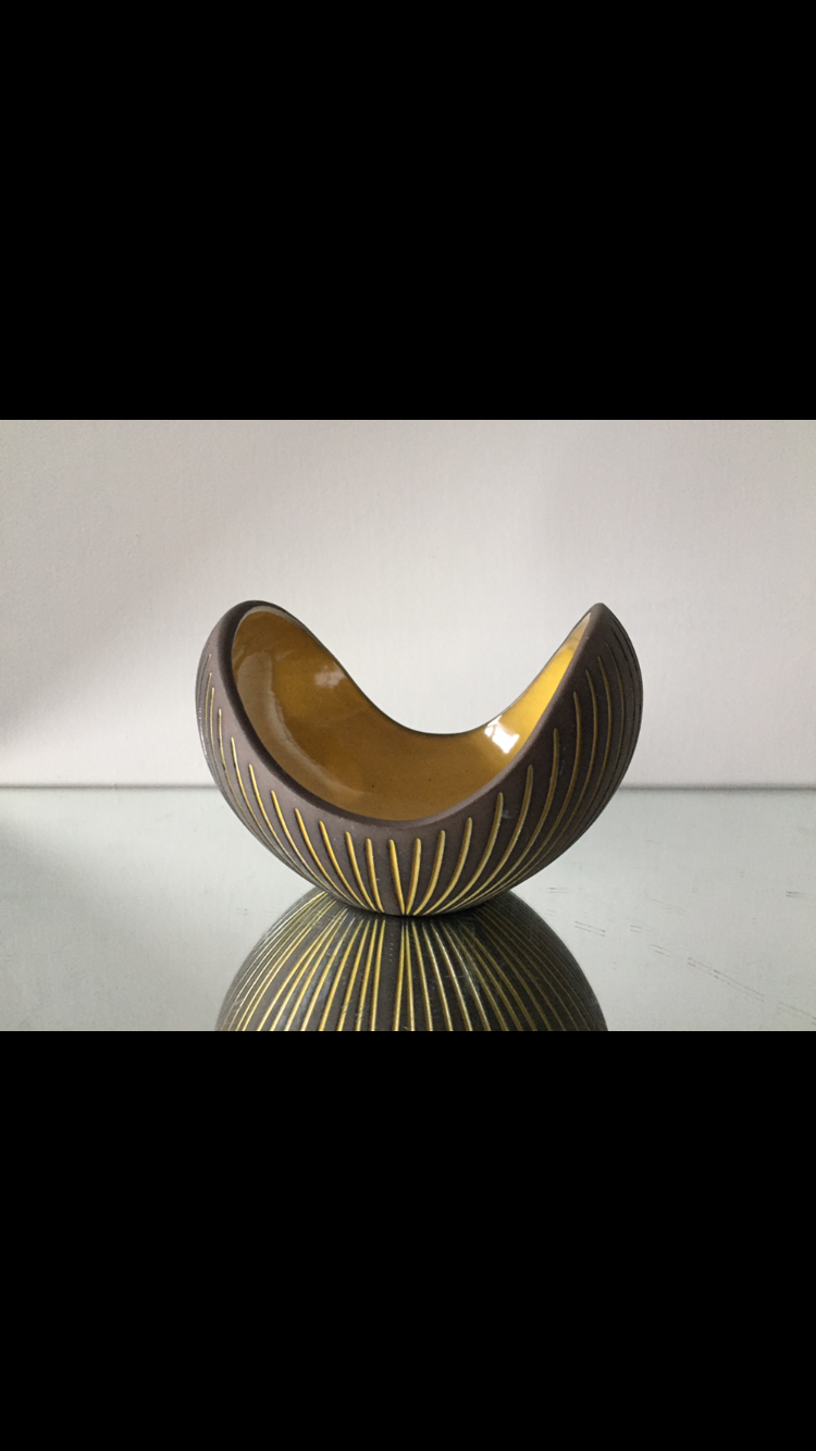 Hjjordis Oldfors stoneware bowl