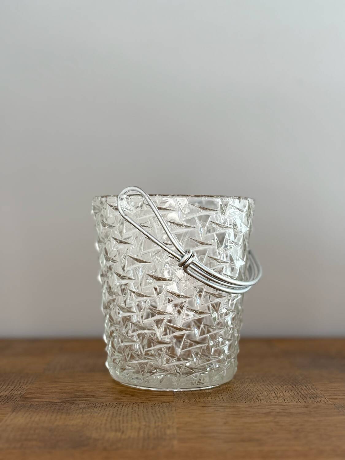 Glass ice bucket