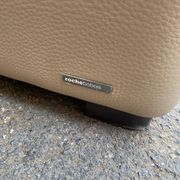 2/3-seater sofa in genuine beige leather by Roche Bobois. Very good condition, great comfort.