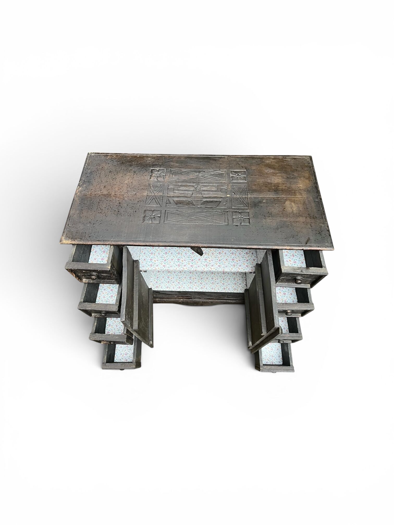Buffet Dogon in carved solid wood - Tribal & Brutalist Style
