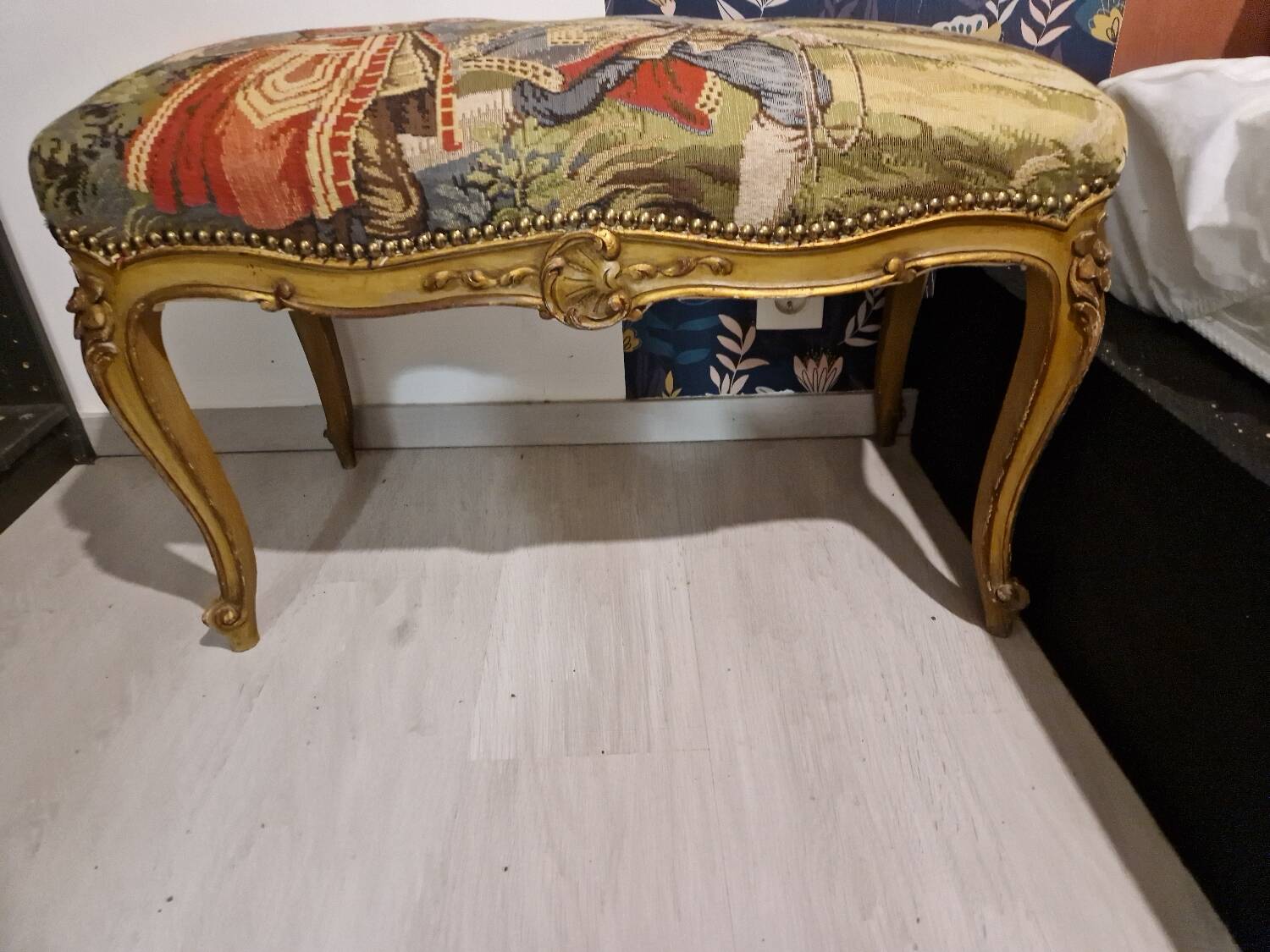 Vintage Louis XV style bench