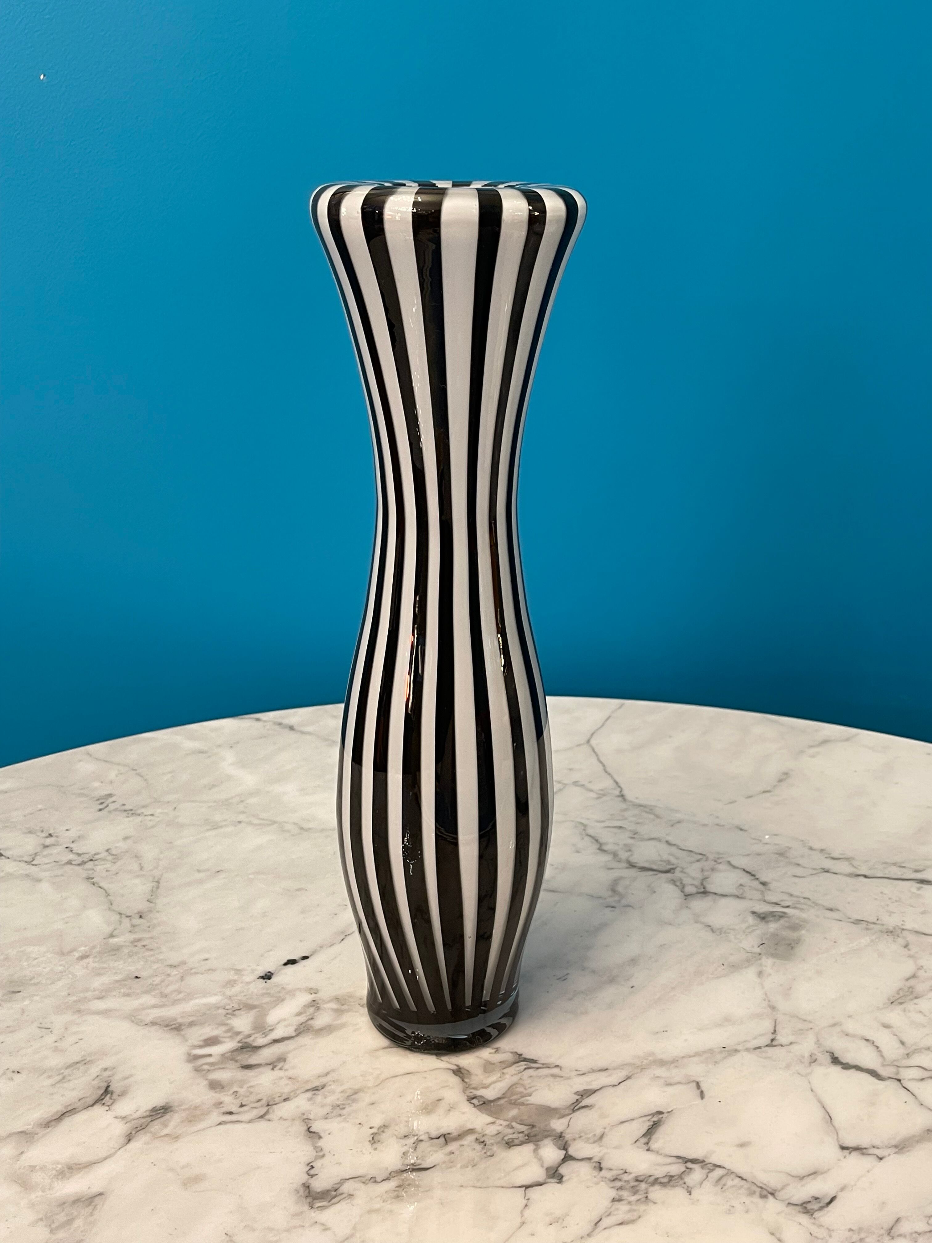Leonardo zebra vase