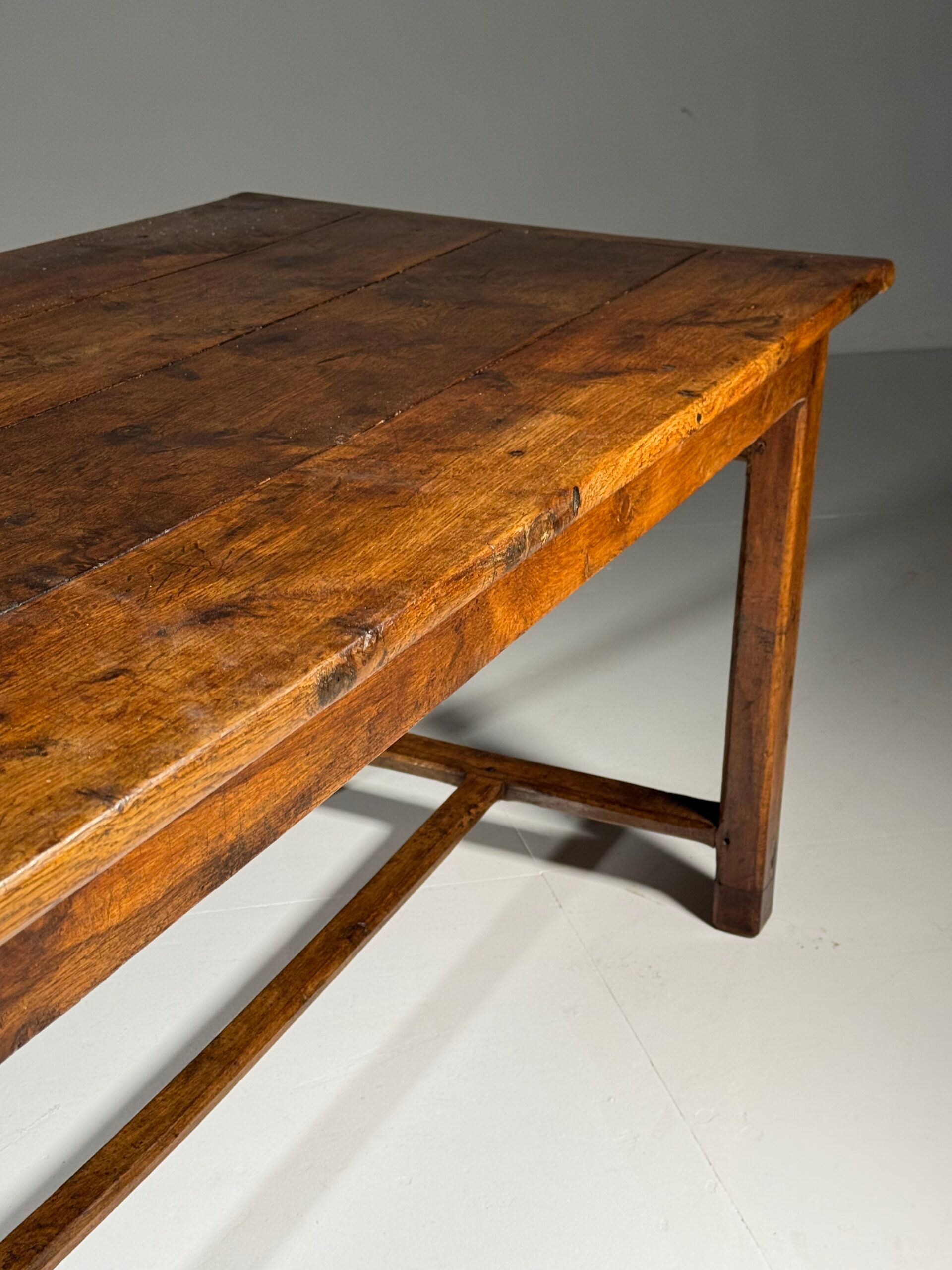Table à manger française 197 cm