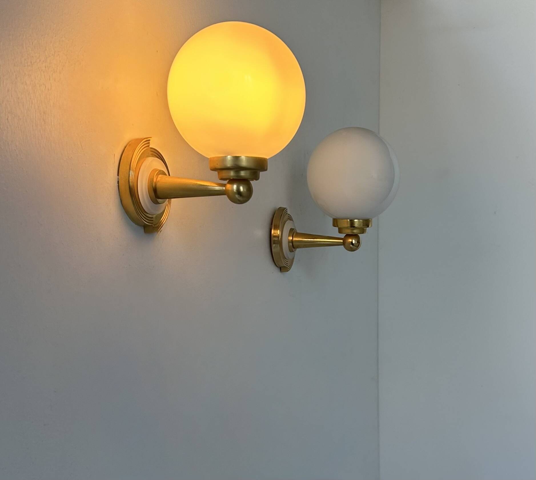 Pair of vintage wall lights, brass and opaline, France, 1980