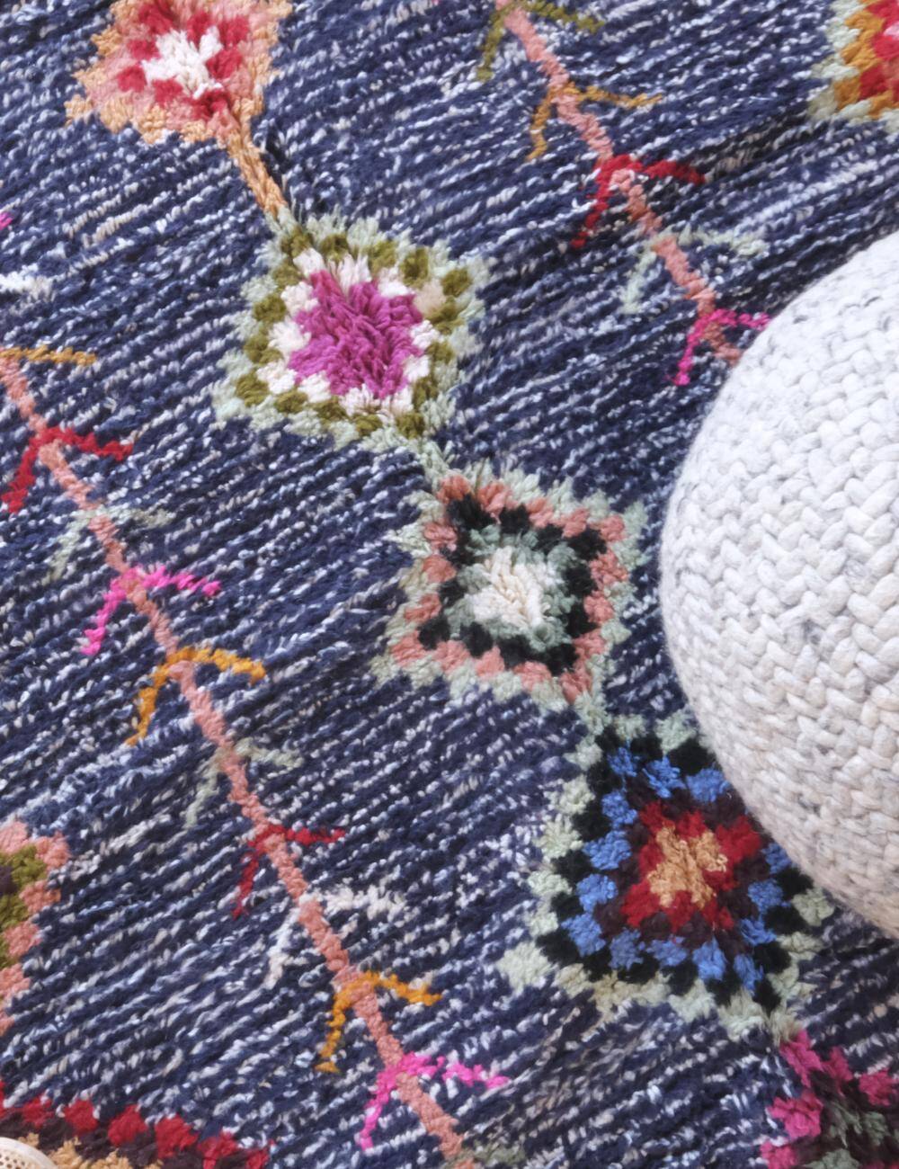 Colorful Berber Rug - 270 x 227 cm