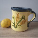 Sandstone pitcher