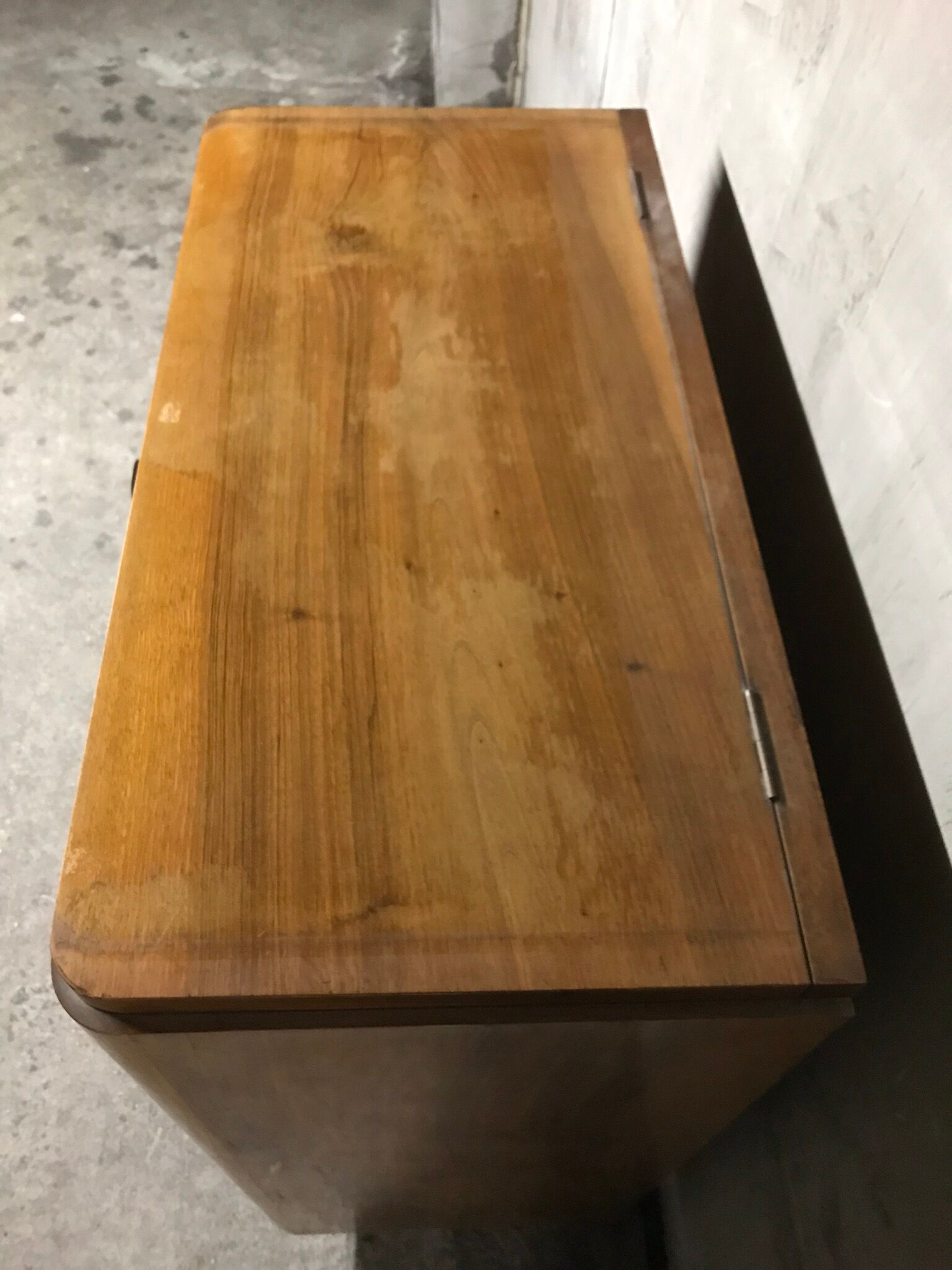 Bar Art Deco furniture