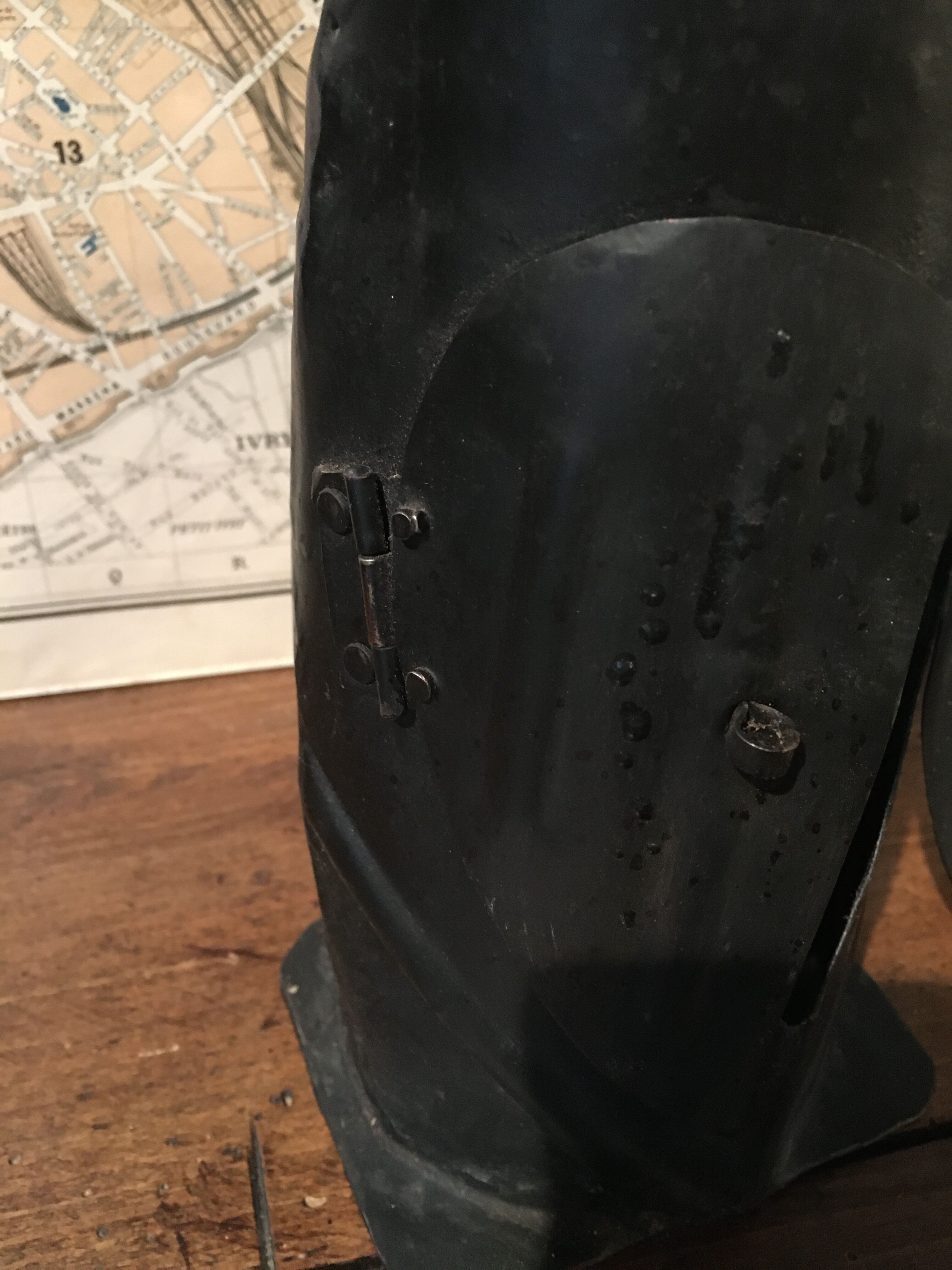 Metal owl, photophore