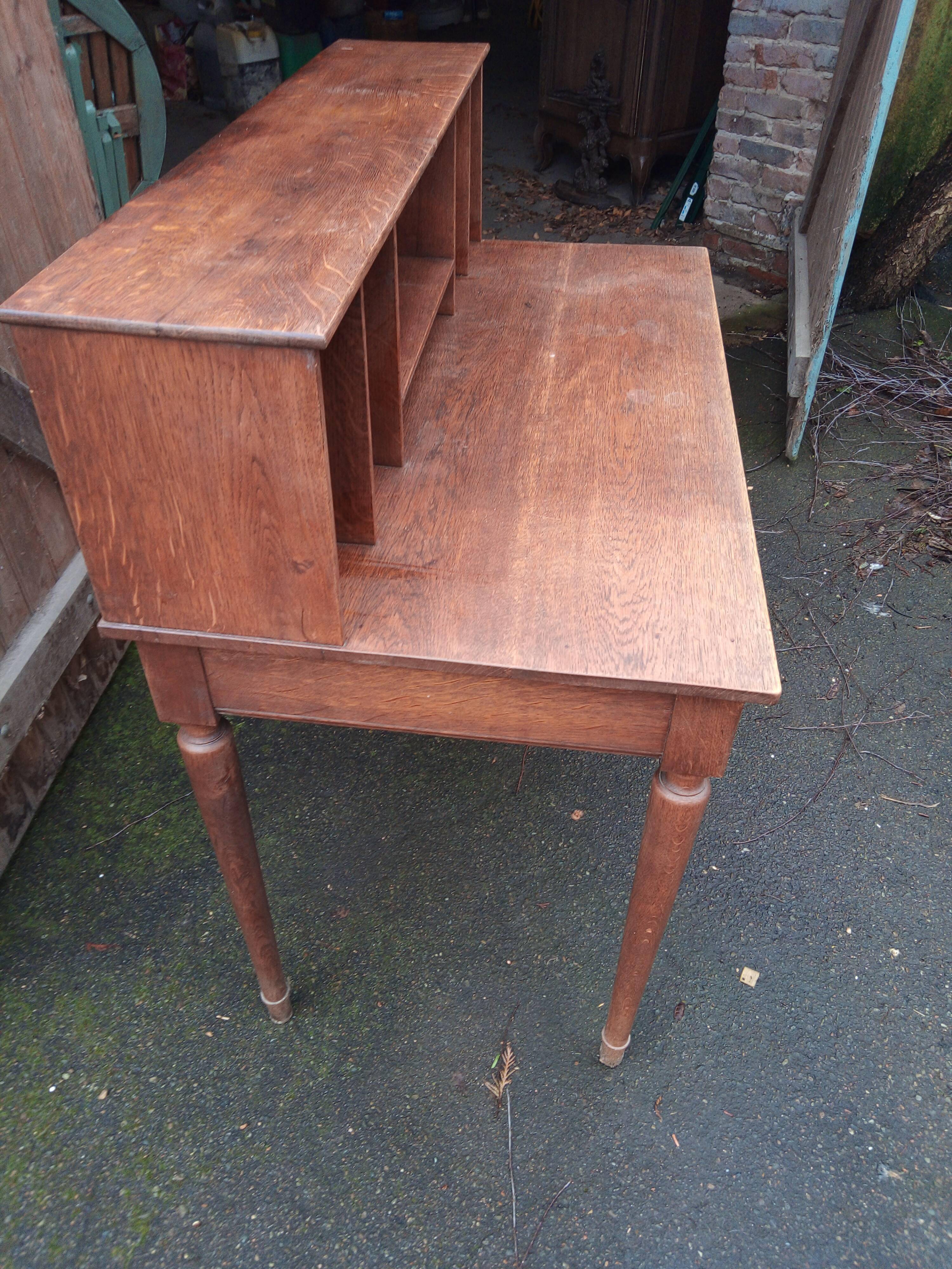 Vintage tiered desk