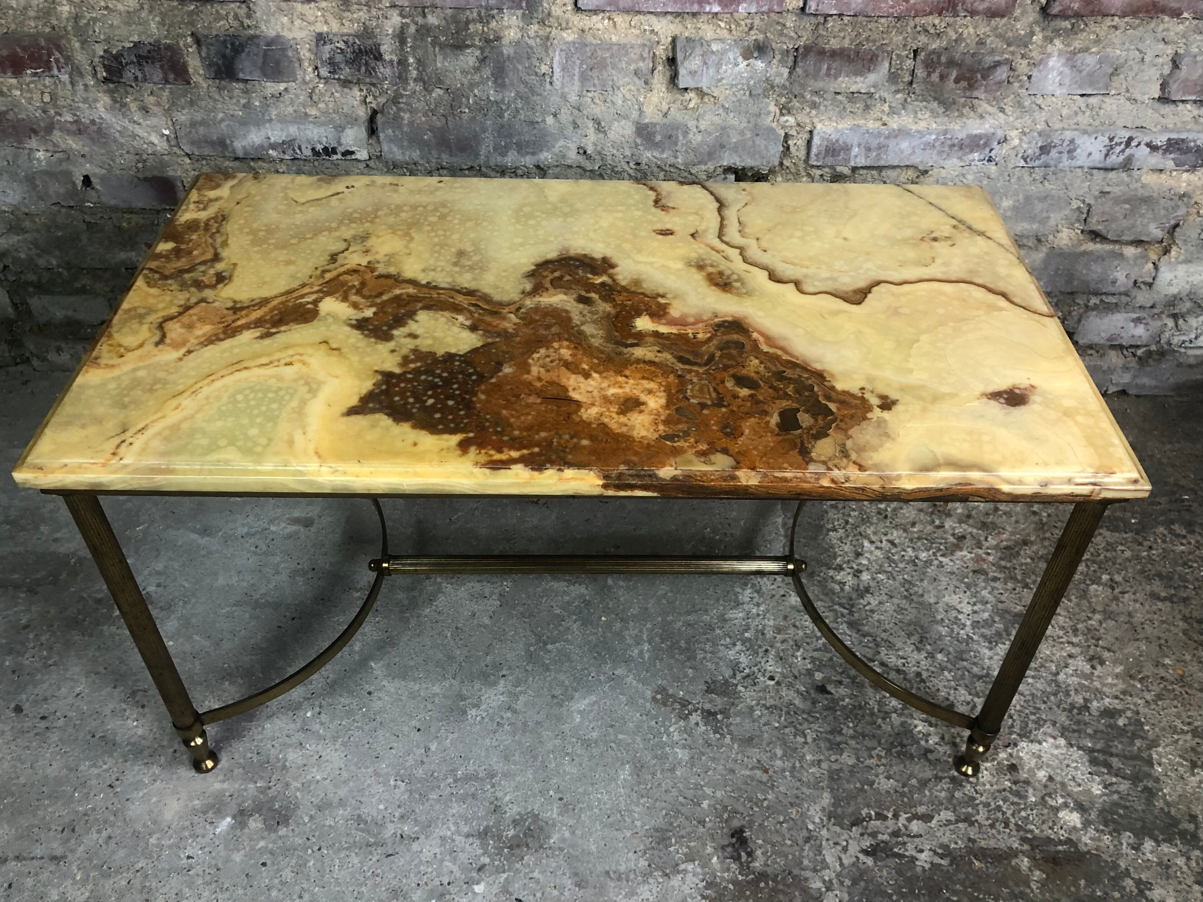 Coffee table in brass and onyx vintage 1960