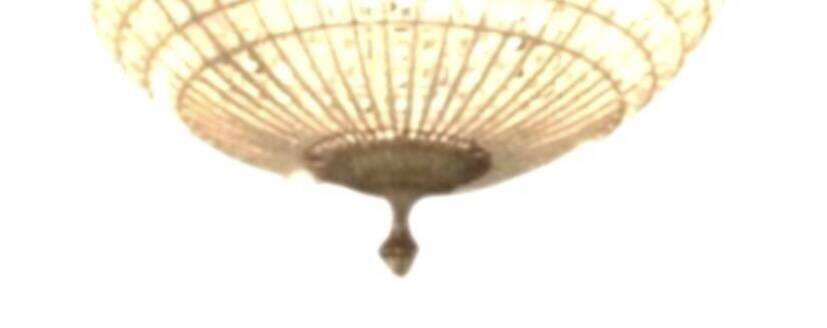 Spherical crystal pendant light