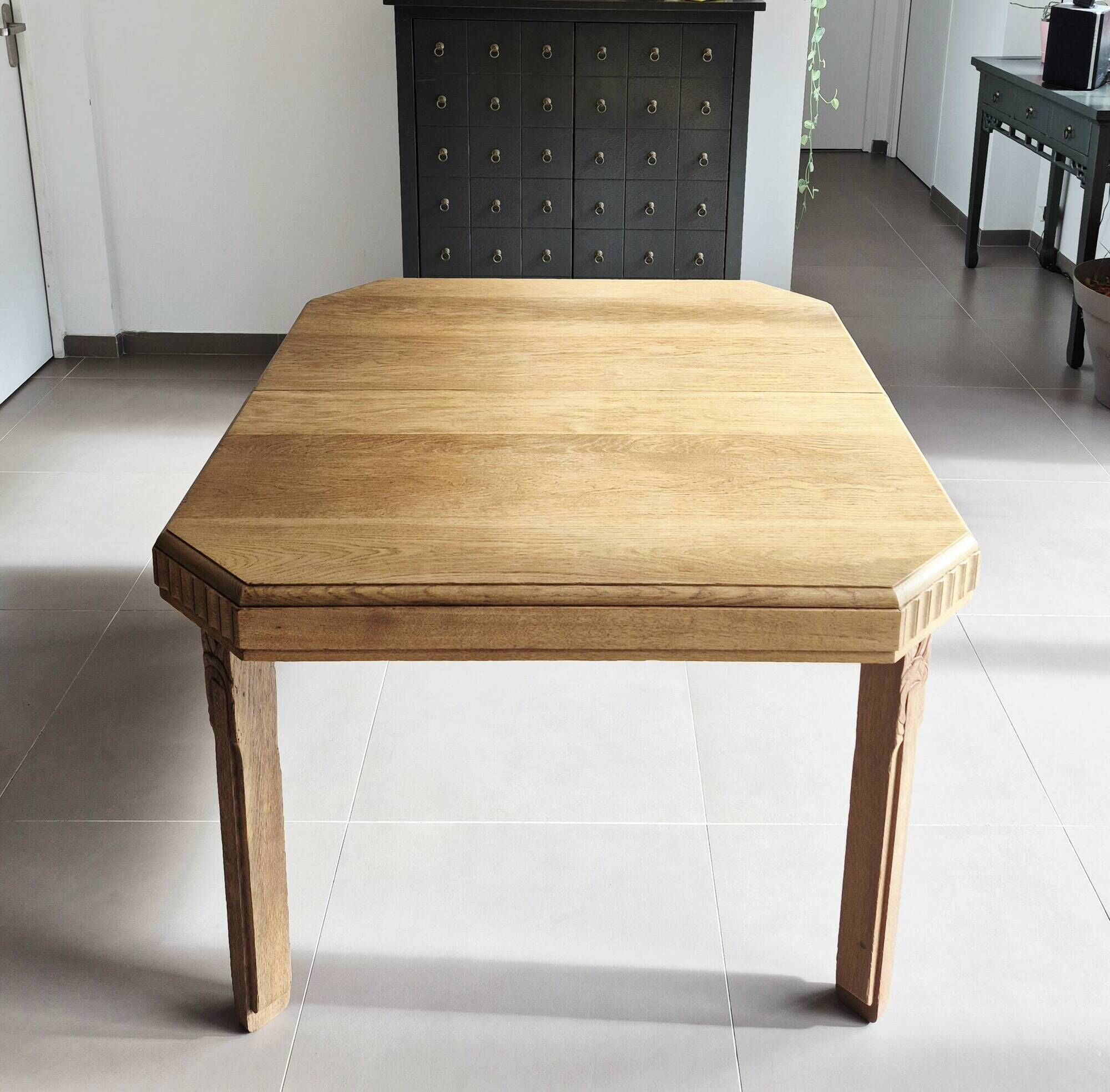 Art Deco square table