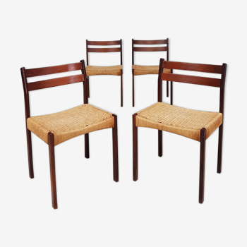 Lot de 4 chaises par Mogens Kold