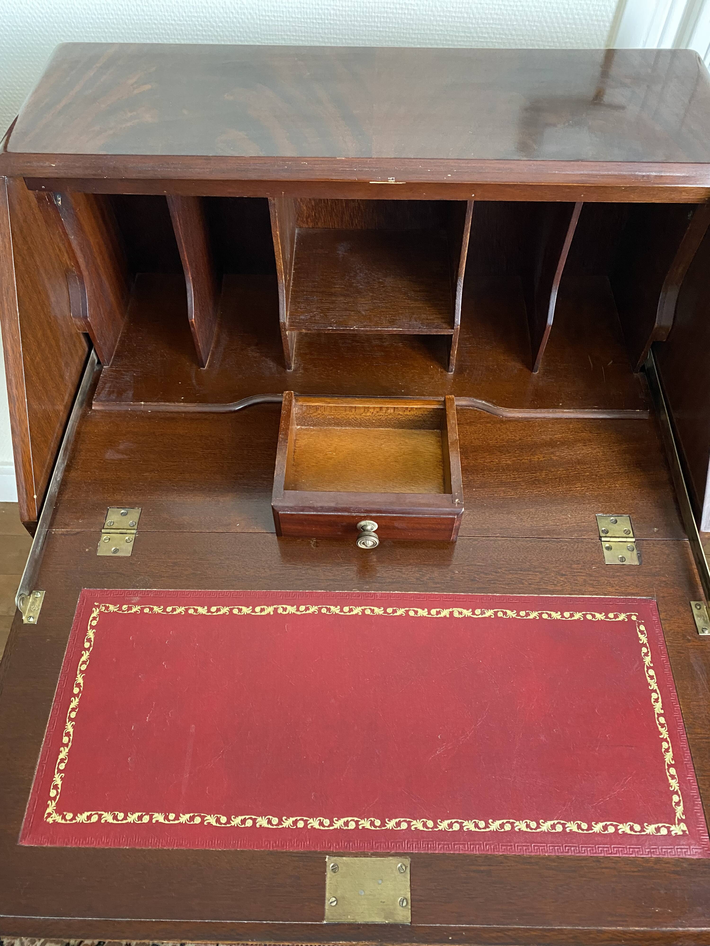 20th century sloping desk in mahogany