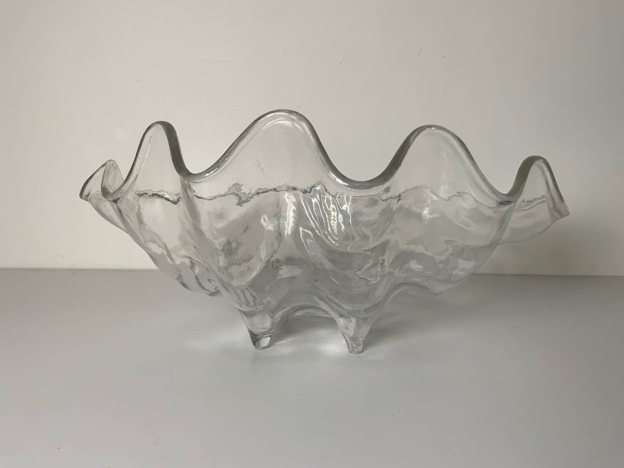 Benitier en plexiglas 1970