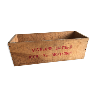 Wood advertising box "Auvergne dairy"