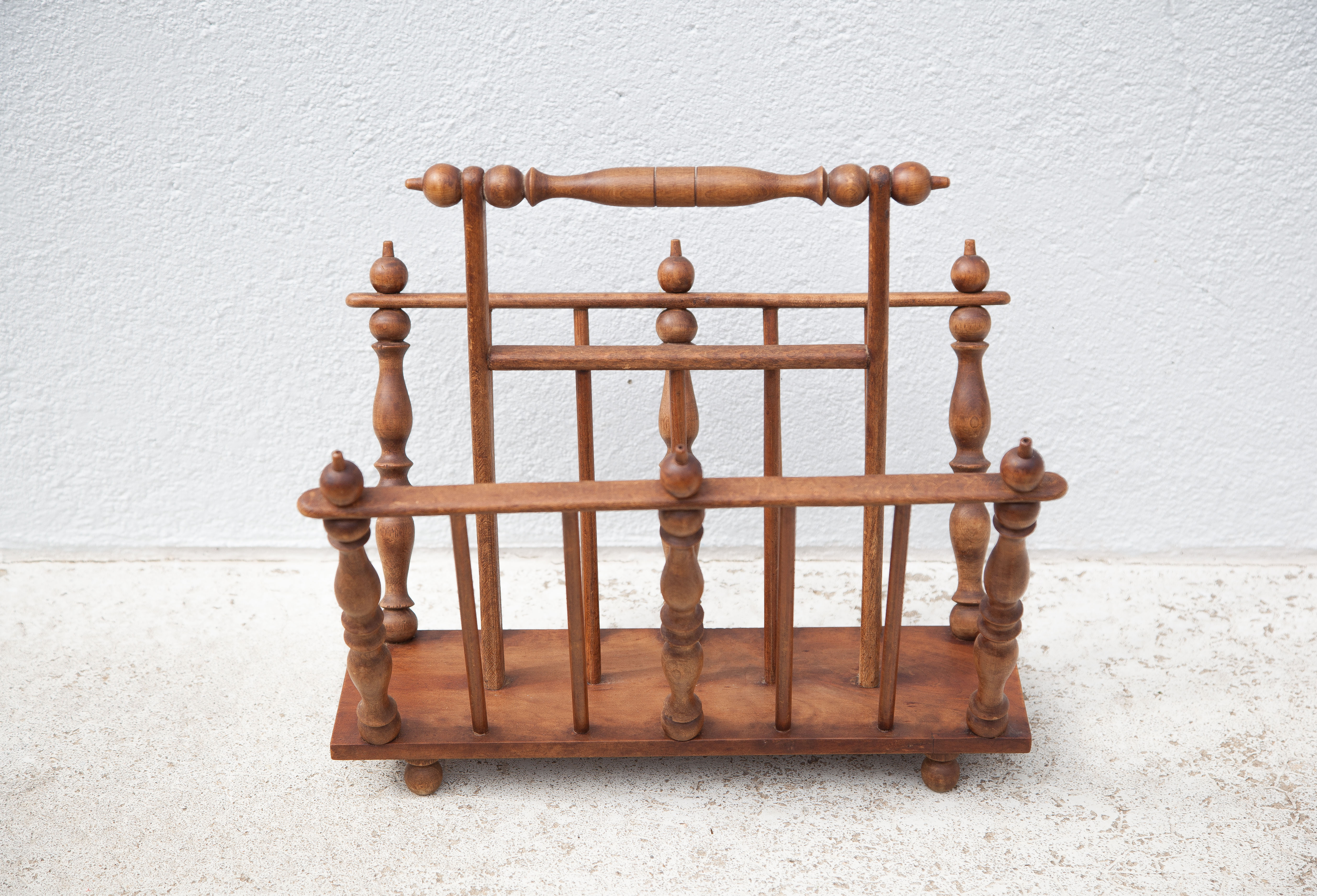 Wood magazine holders, newspaper holders, magazine