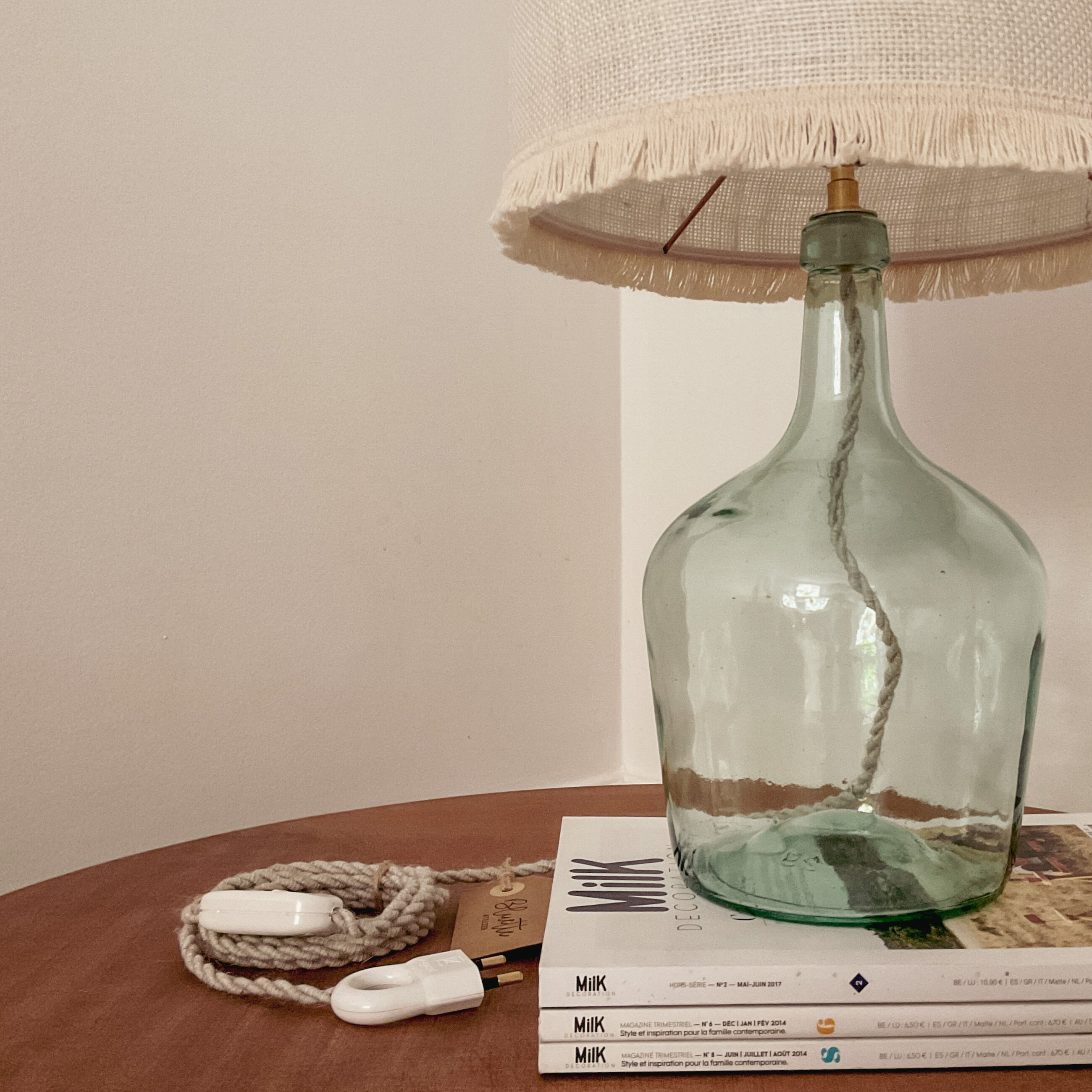 Jeanne lady lamp and ecru jute