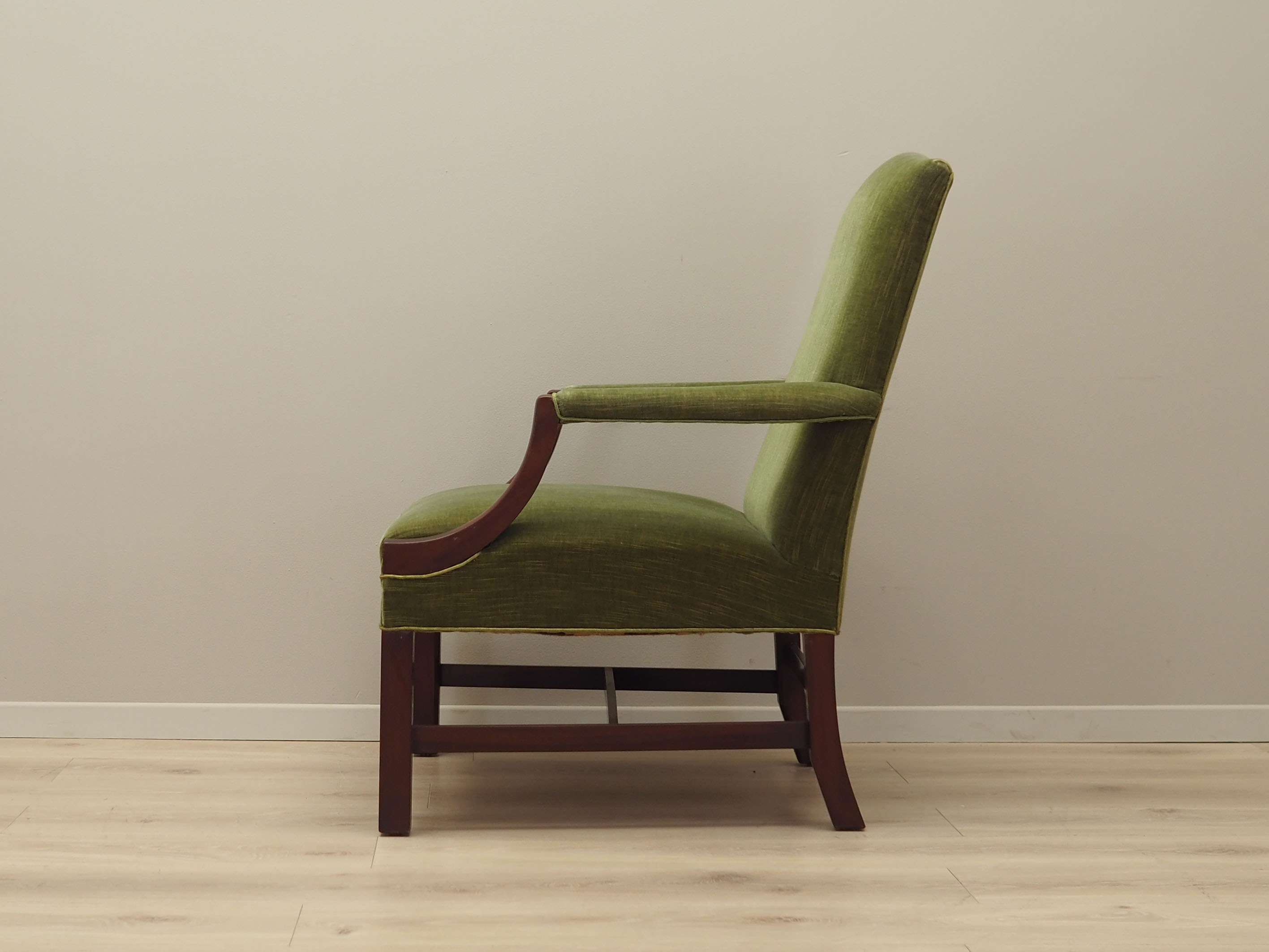 Fauteuil en acajou, design danois, années 1970, production: Danemark
