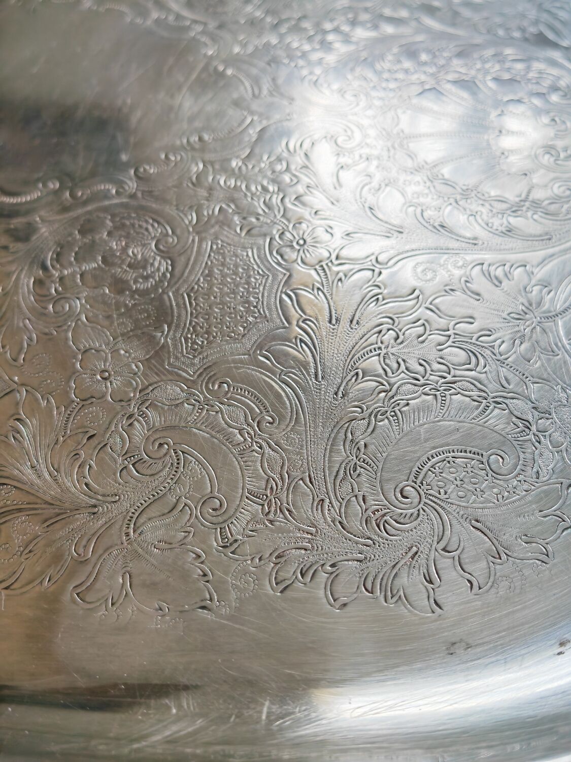 Georgian Court silver metal top