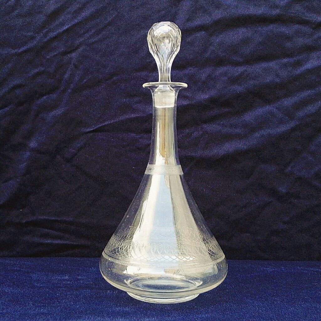 Carafe en cristal frise entrelacs vintage
