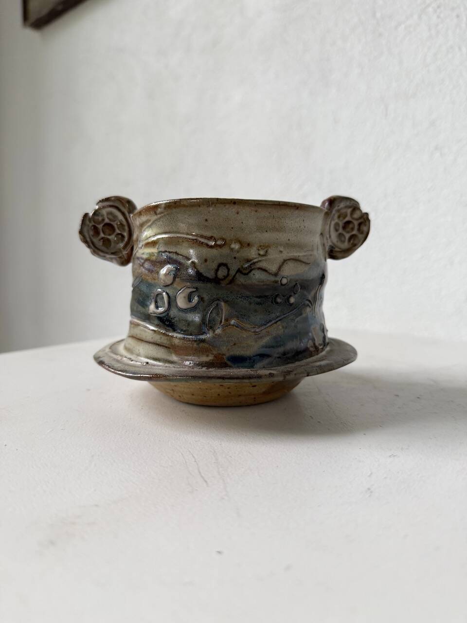 Yvon Gauchot ceramic bowl with handles