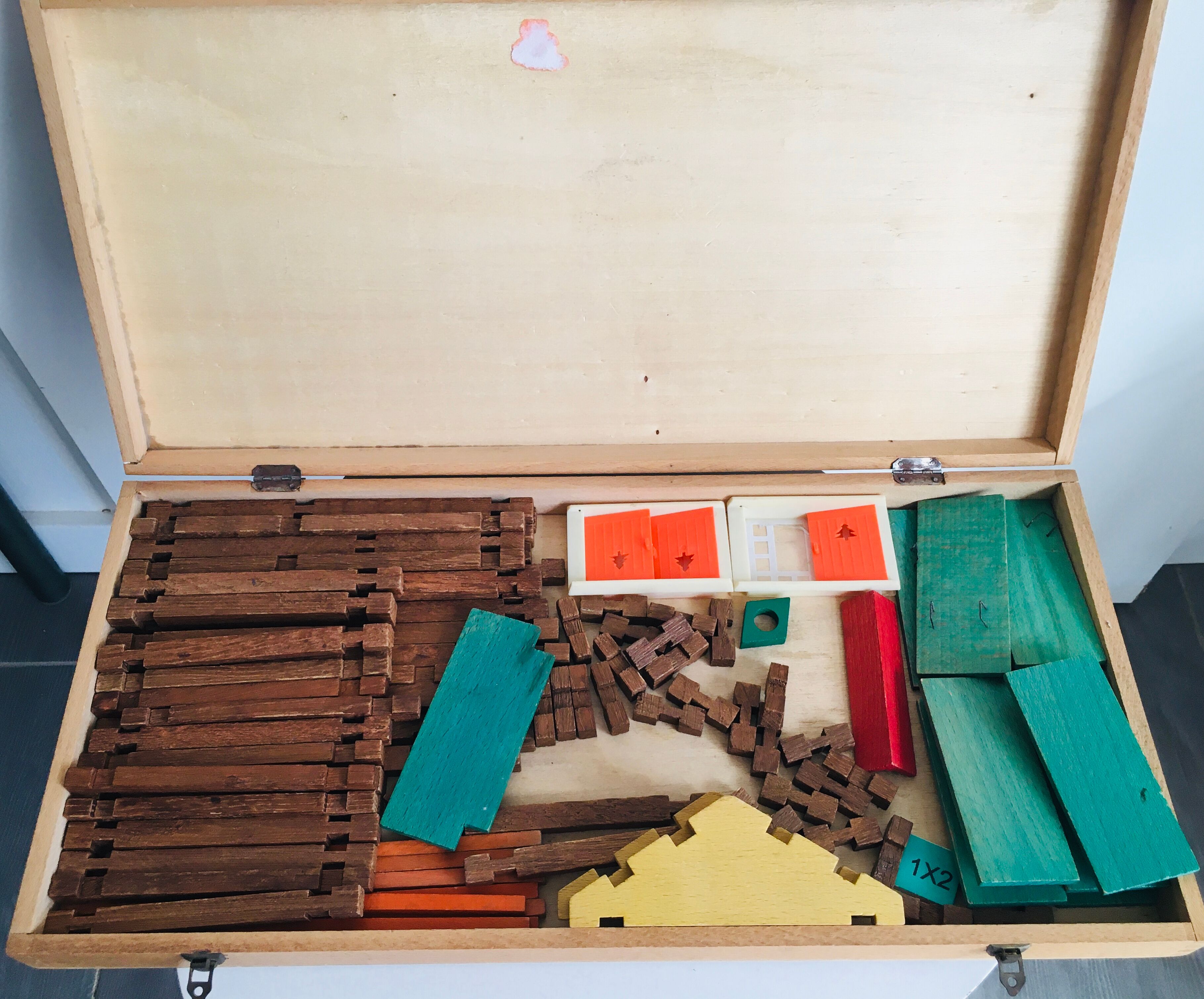 Old building game JeuJura