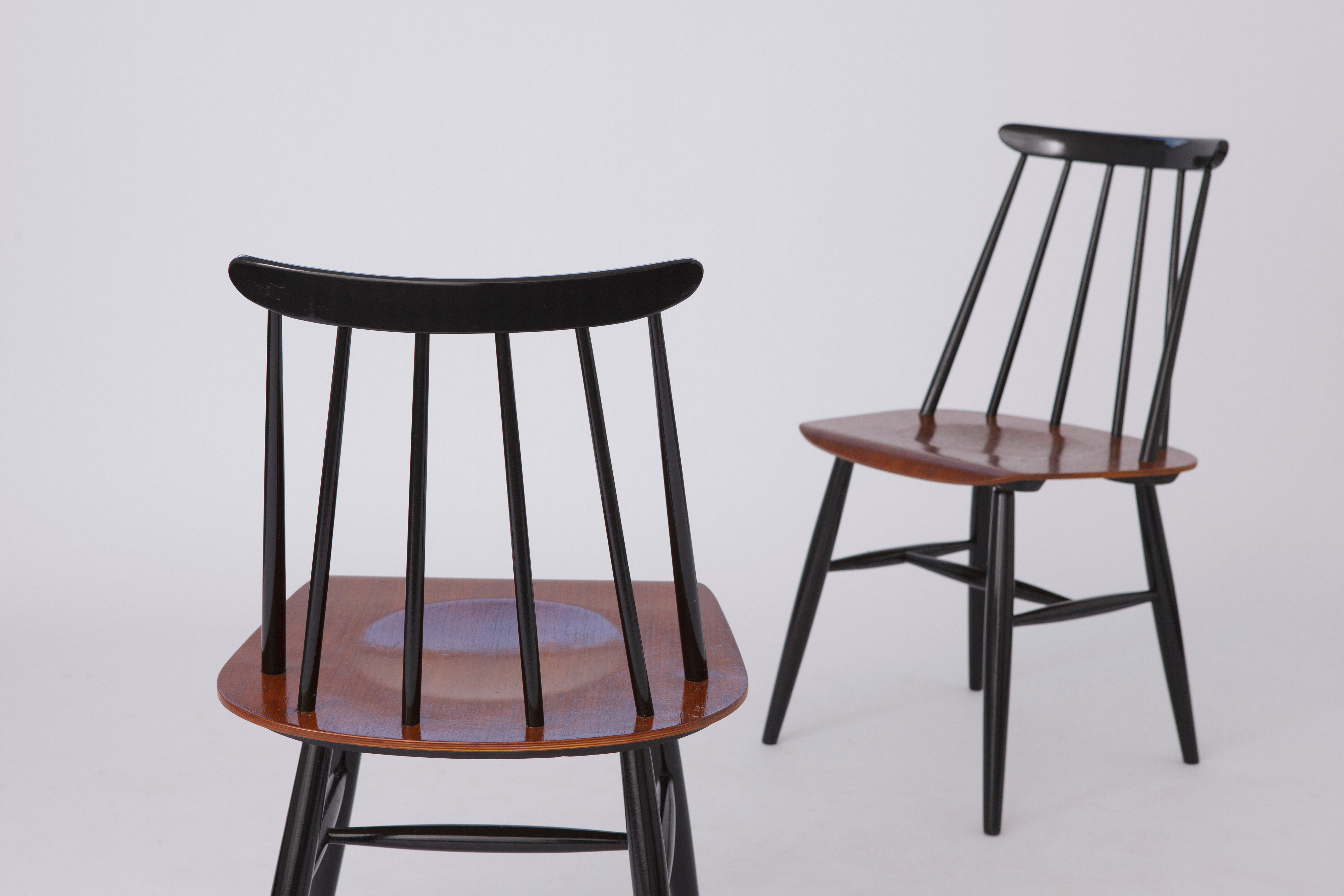 Pair Fanett chairs by Ilmari Tapiovaara 60/70