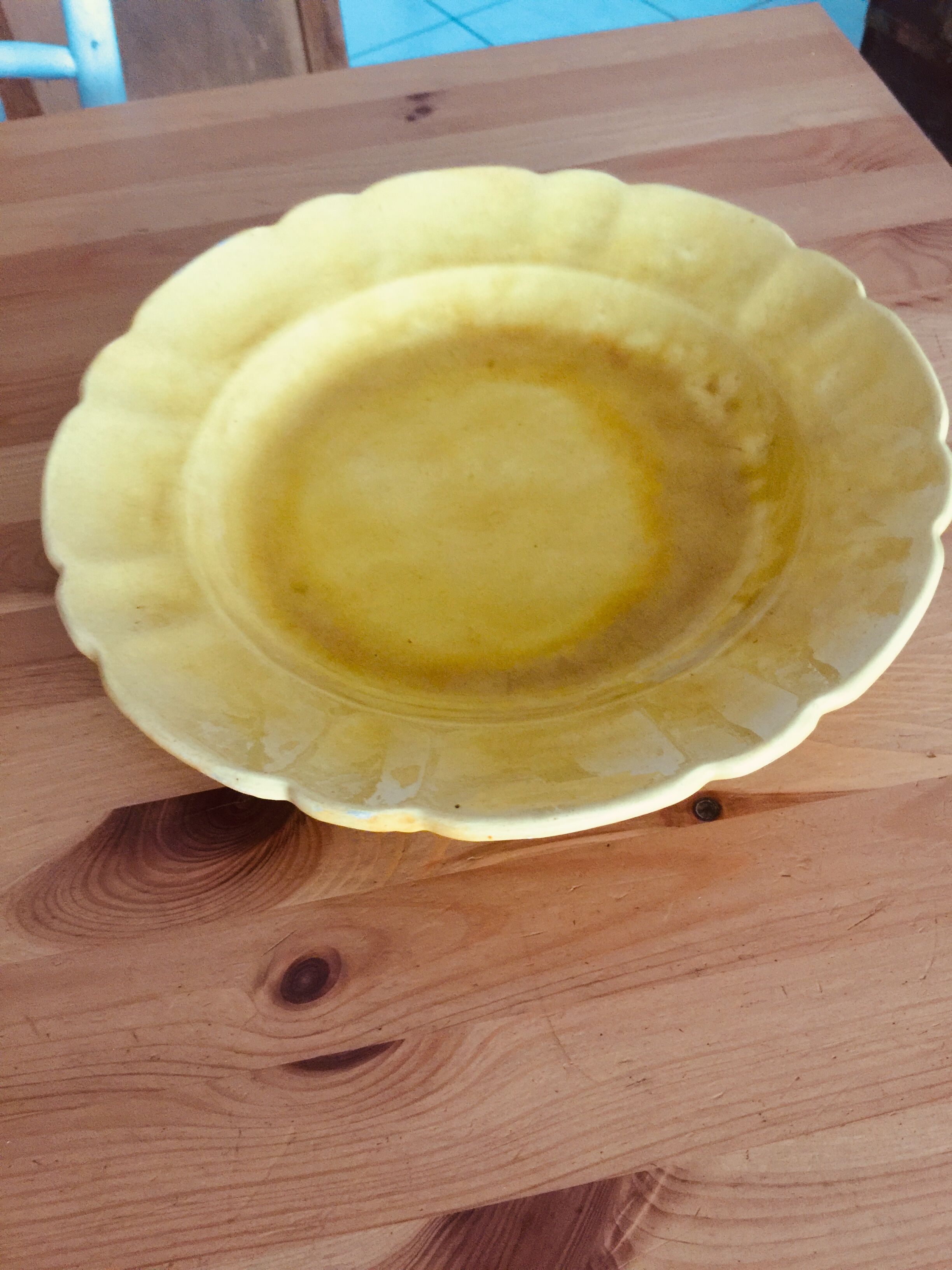 Yellow dish Aegitna Vallauris