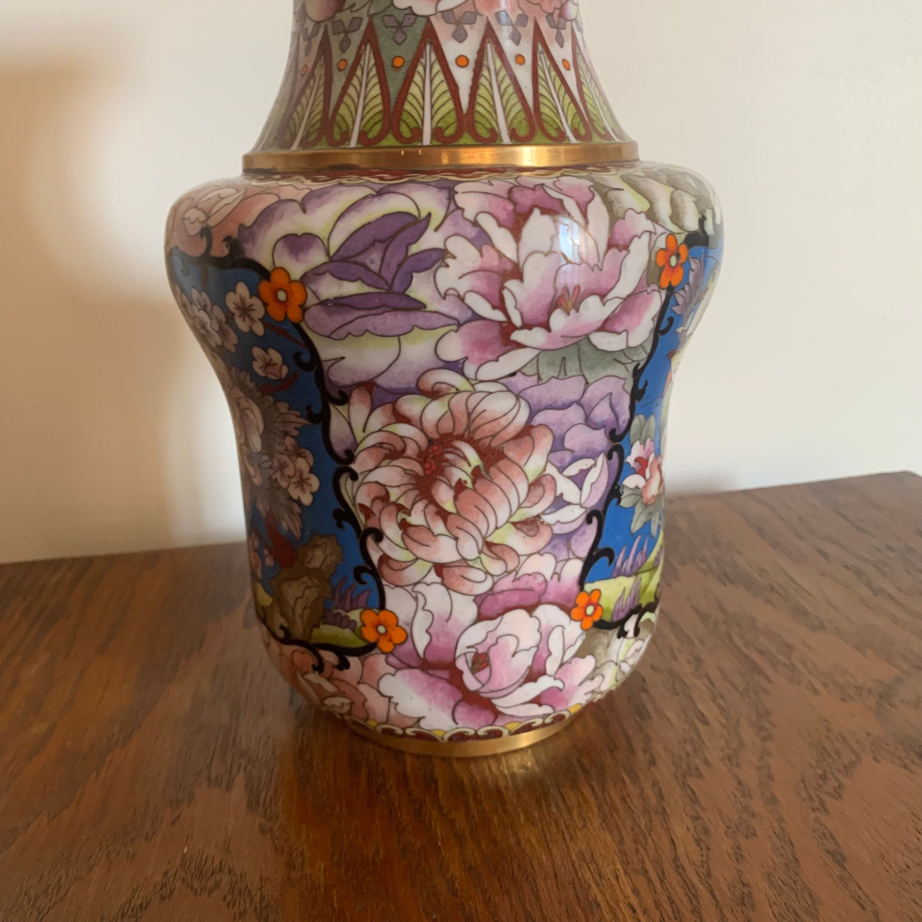 Vase chinois à décor de pivoines et oiseaux – XXe siècle