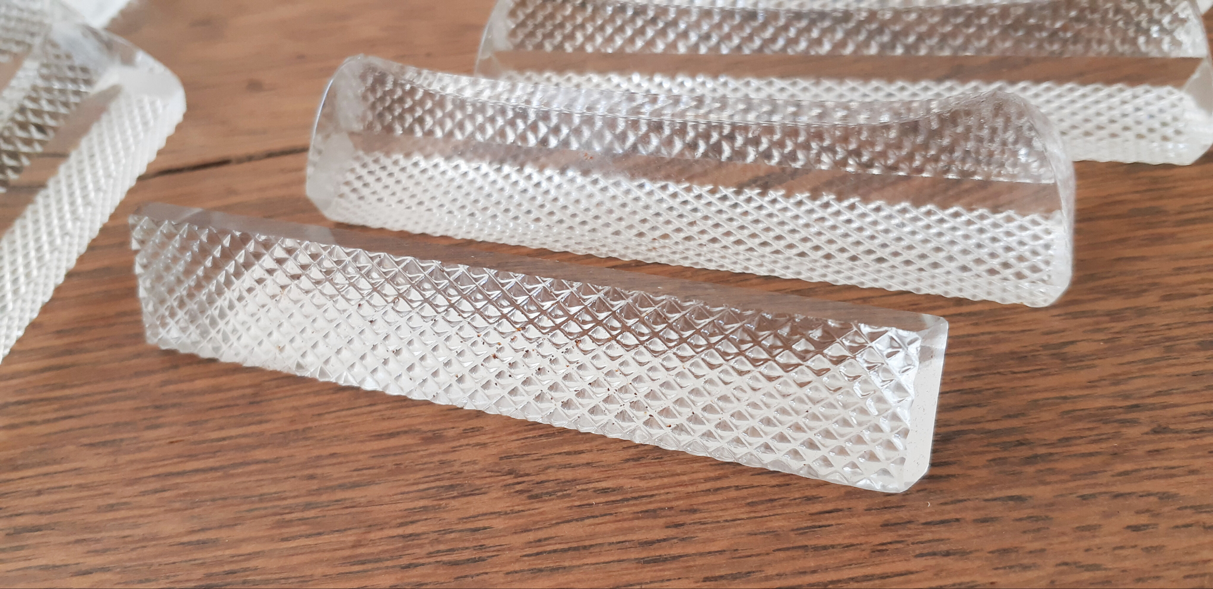 Glass knife holders