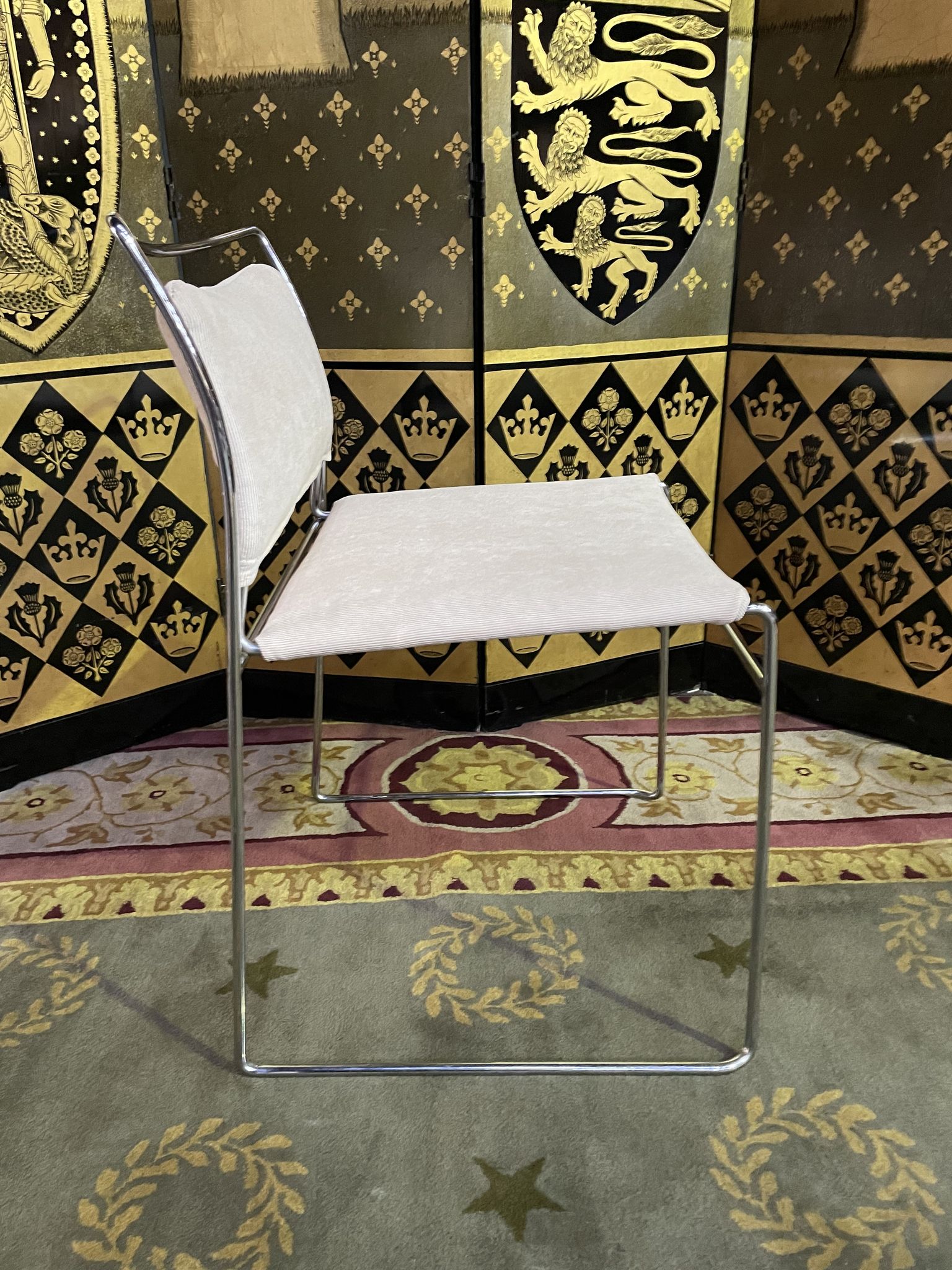 8 1970 chairs in chromed metal "made an Italy" restored