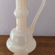 vase en opaline
