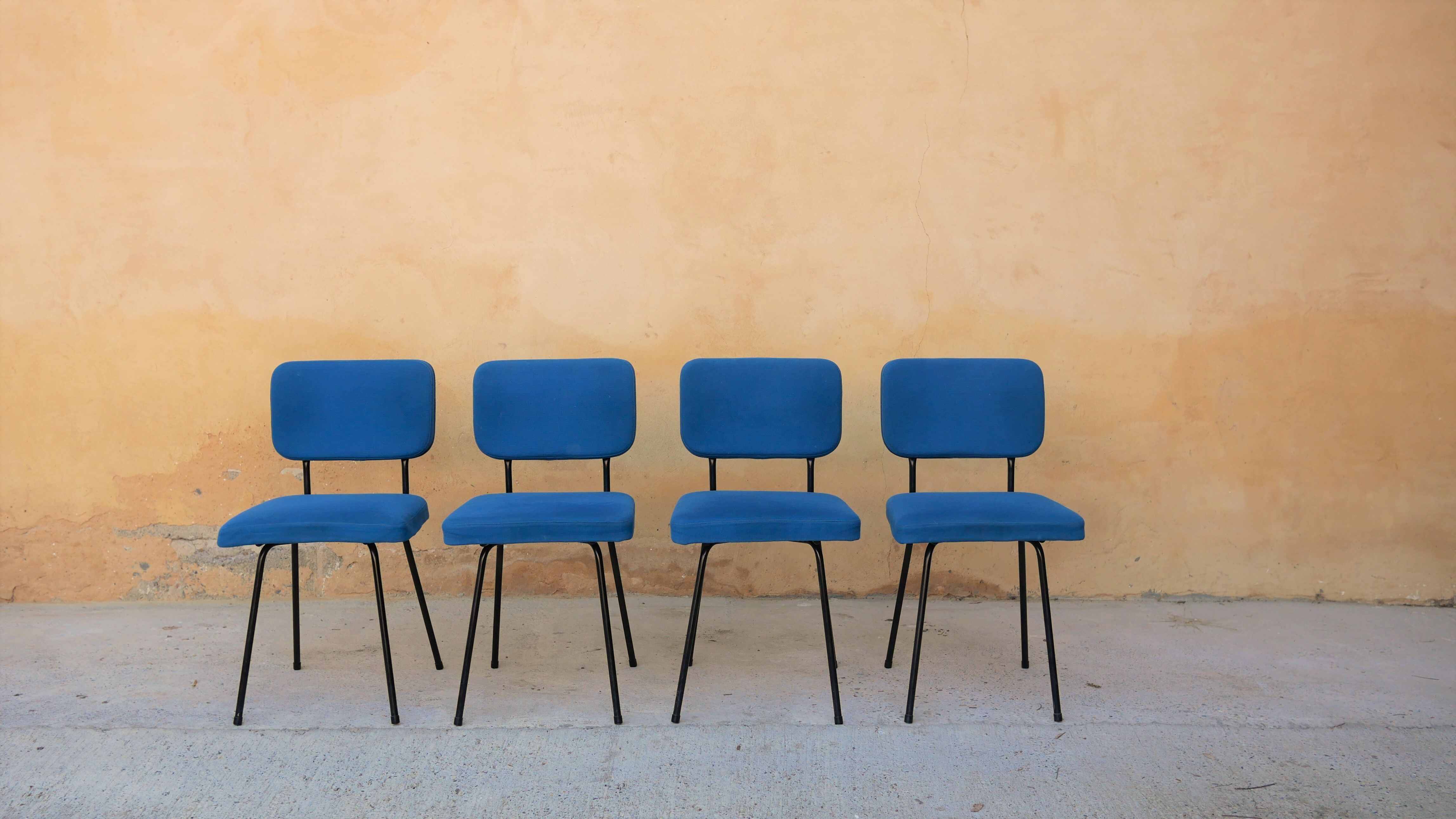 Series of 4 vintage chairs by André Simard for Airborne editions