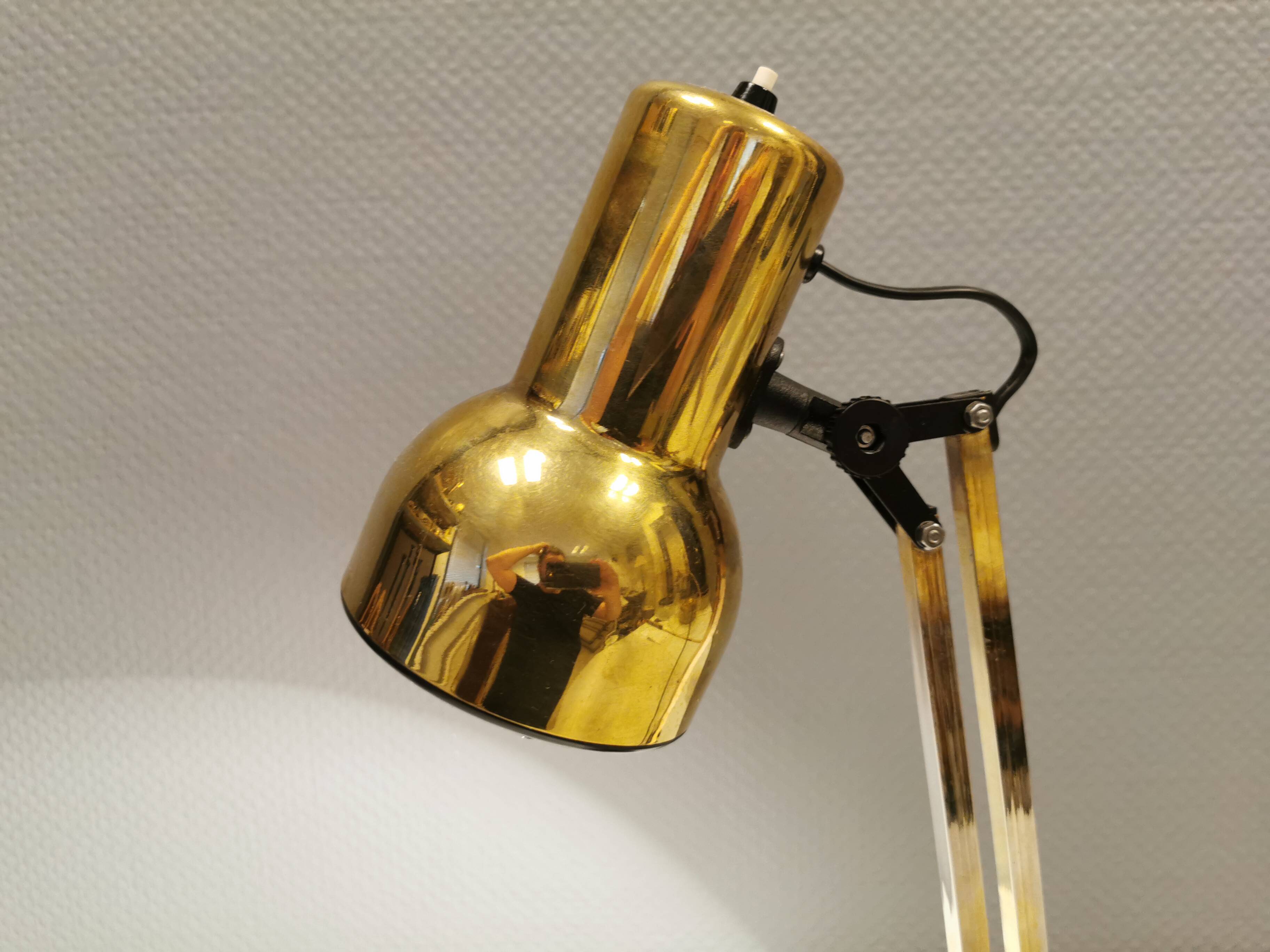 Gold coloured table lamp, Danish from Lyskaer Lighting (LB) 1980s, with black "base"