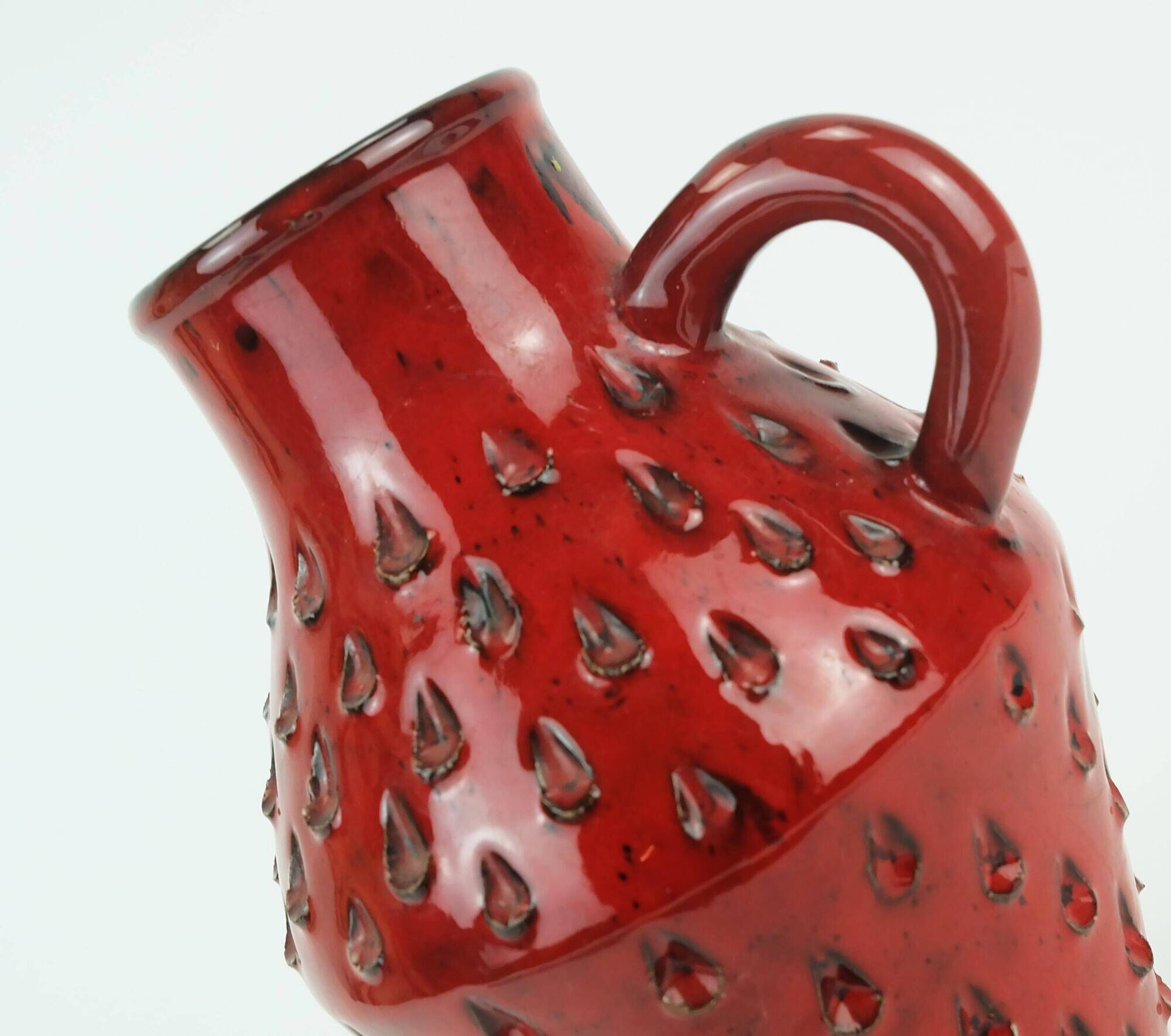 Italian mid century vase fratelli fanciullacci strawberry sgraffito decor 1960s 1970s