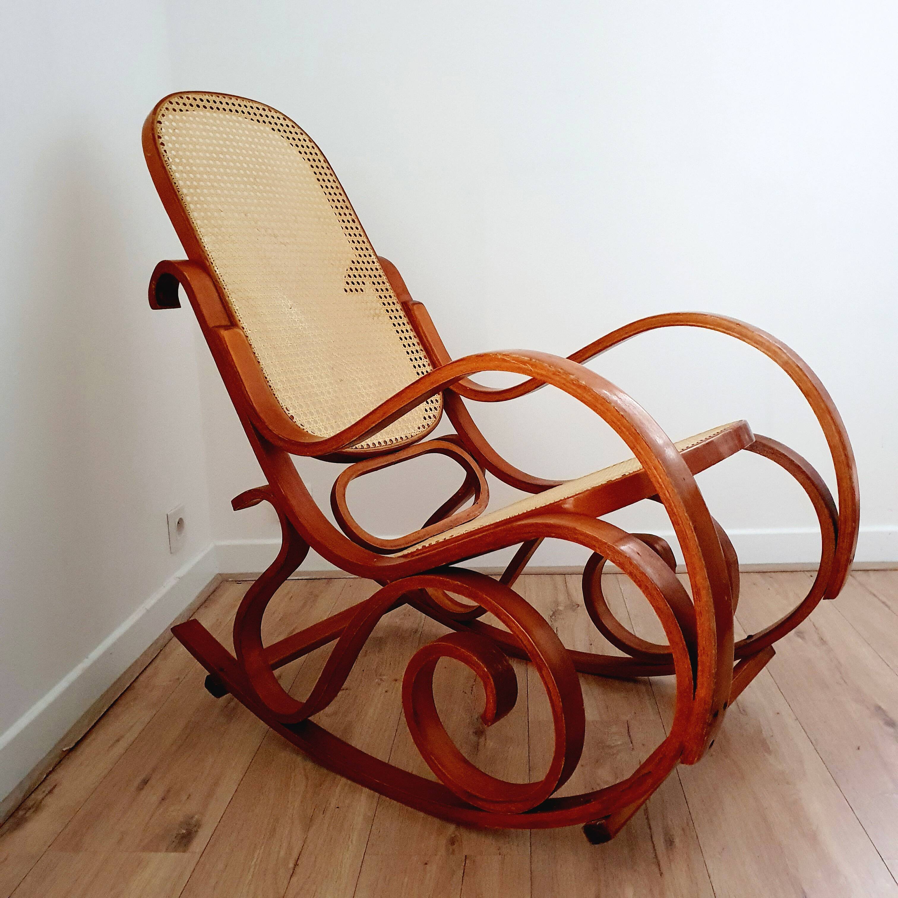 Rocking-chair wood and canning